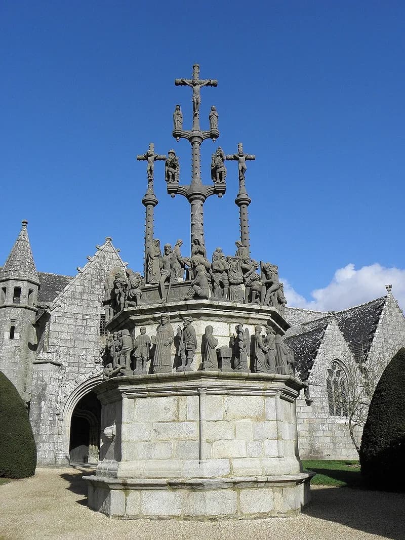 Calvaire monumental de Plougonven
