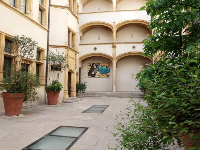 Hôtel de Gadagne (Lyon) — architecture civile à Lyon, Rhône, classé mh