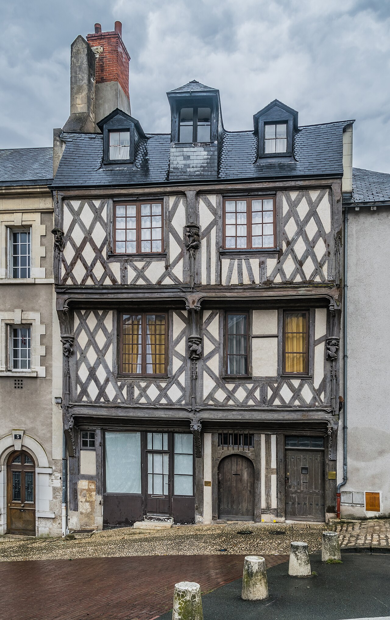 Maison des Acrobates