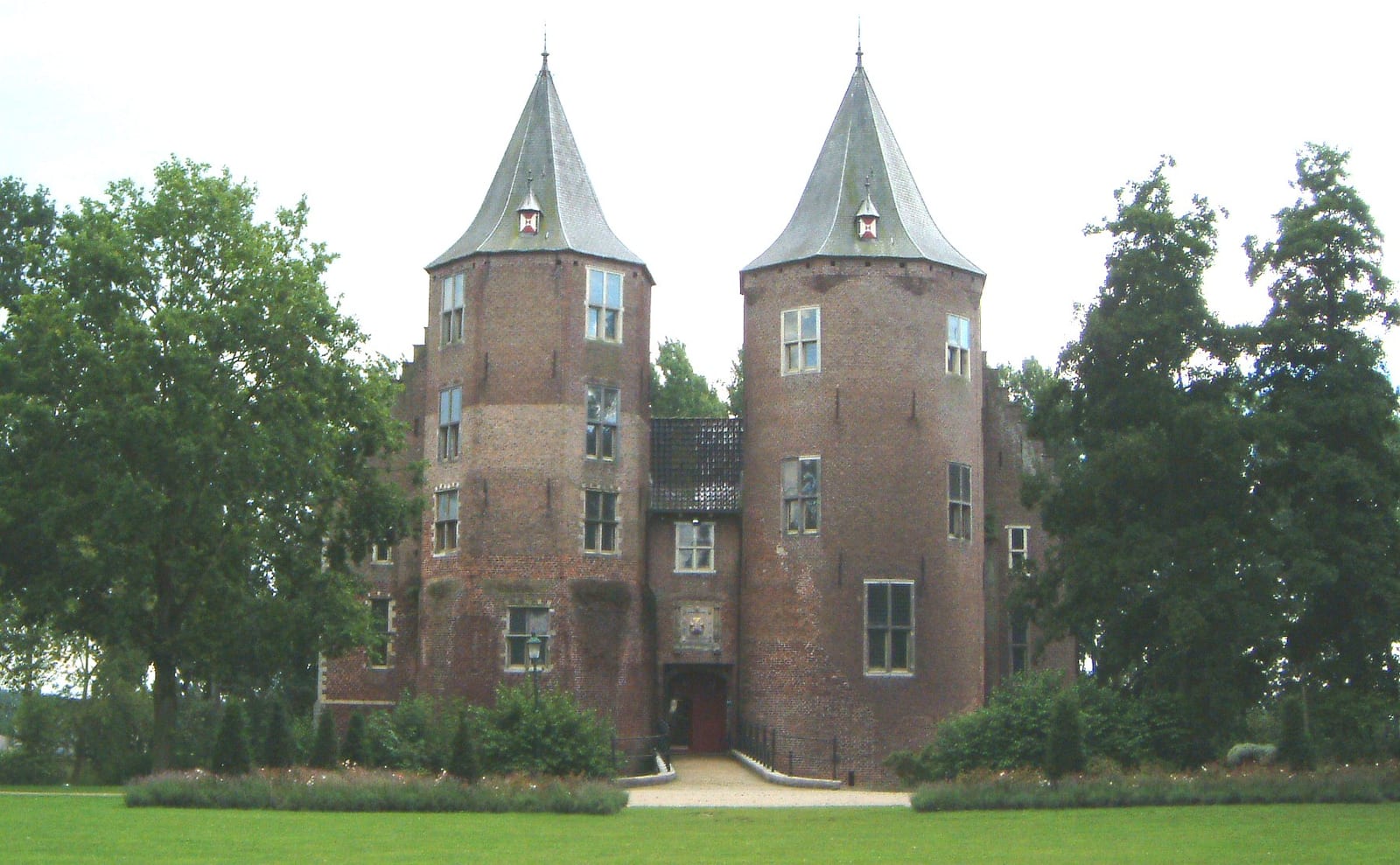 Kasteel Dussen (kasteel-raadhuis)