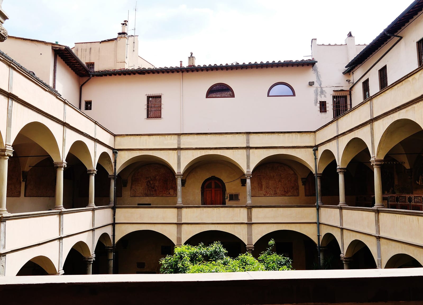 Intérieur de La Badia Fiorentina