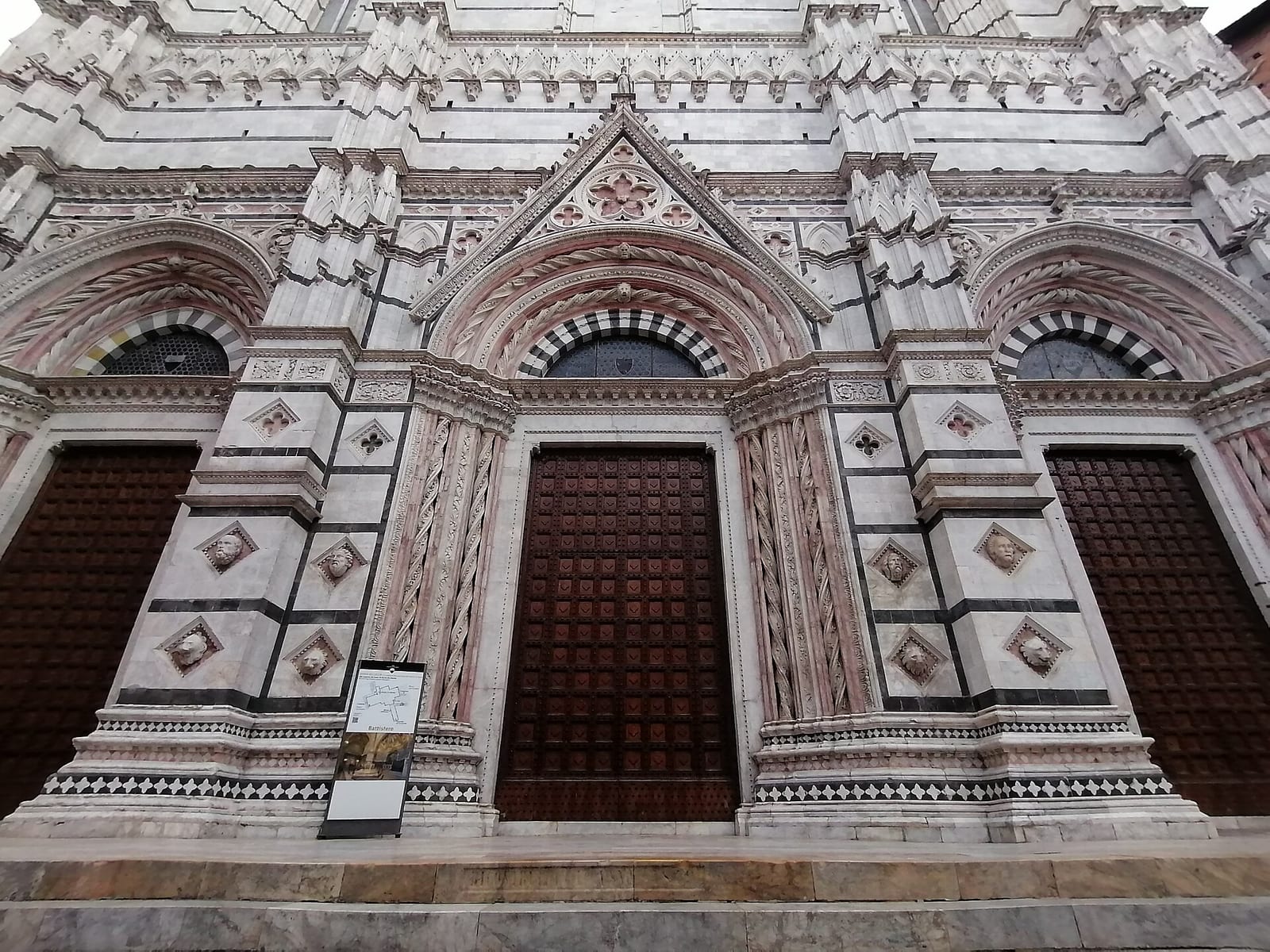 Vue de Le Baptistère San Giovanni