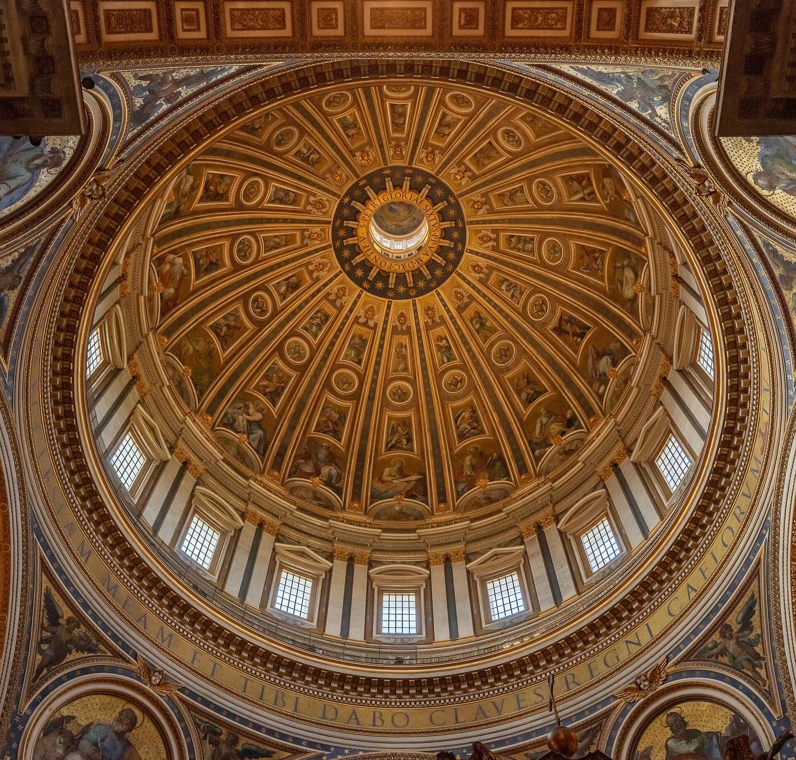 Intérieur de La Basilique Saint-Pierre