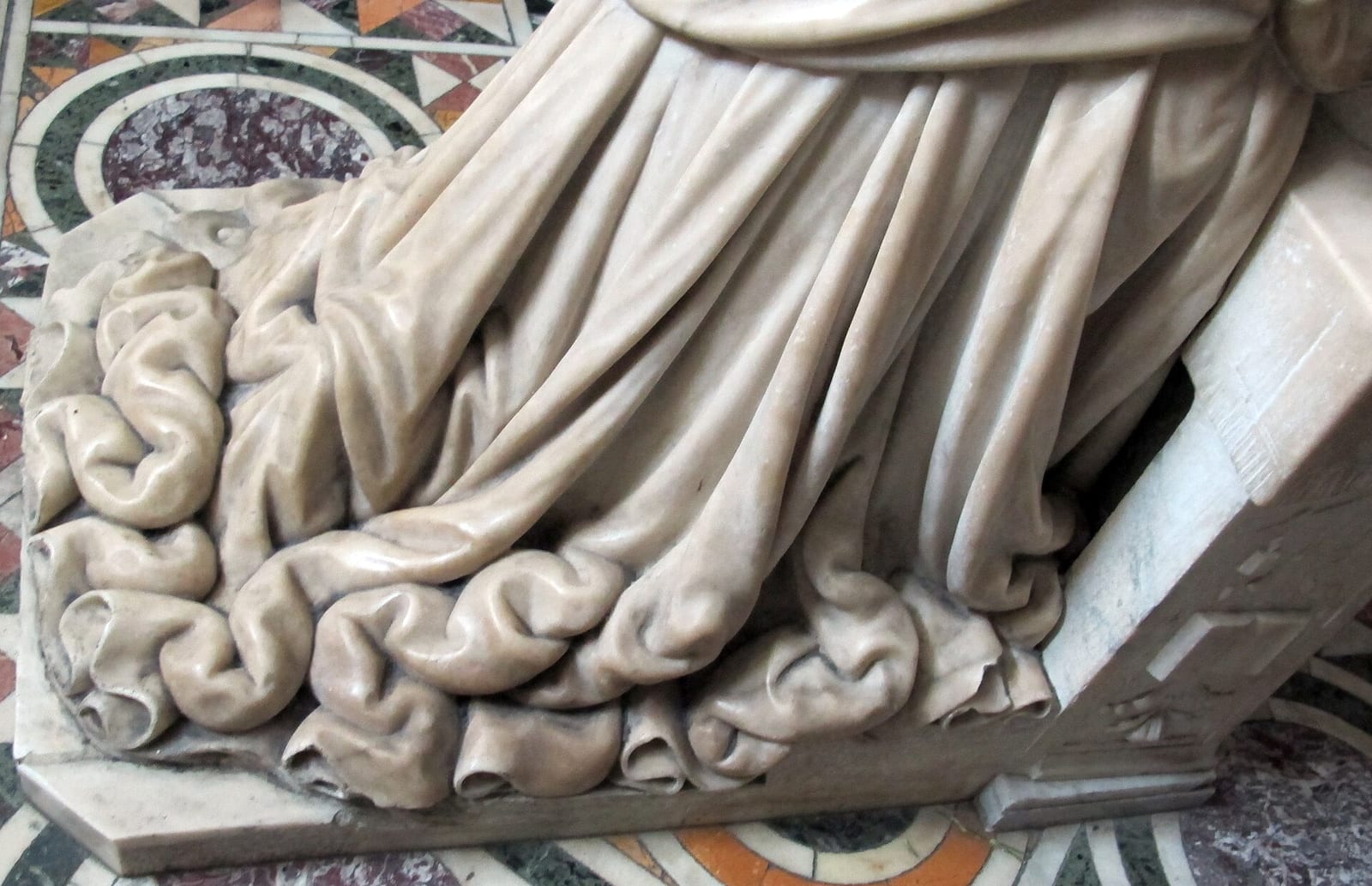 Détail de La Chapelle du Succorpo dans le Duomo de Naples