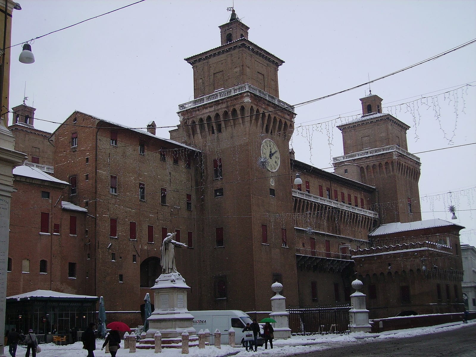 Détail de Le Castello Estense à Ferrare