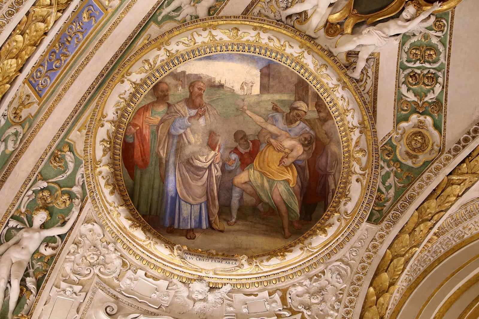 Intérieur de La Chapelle Pauline