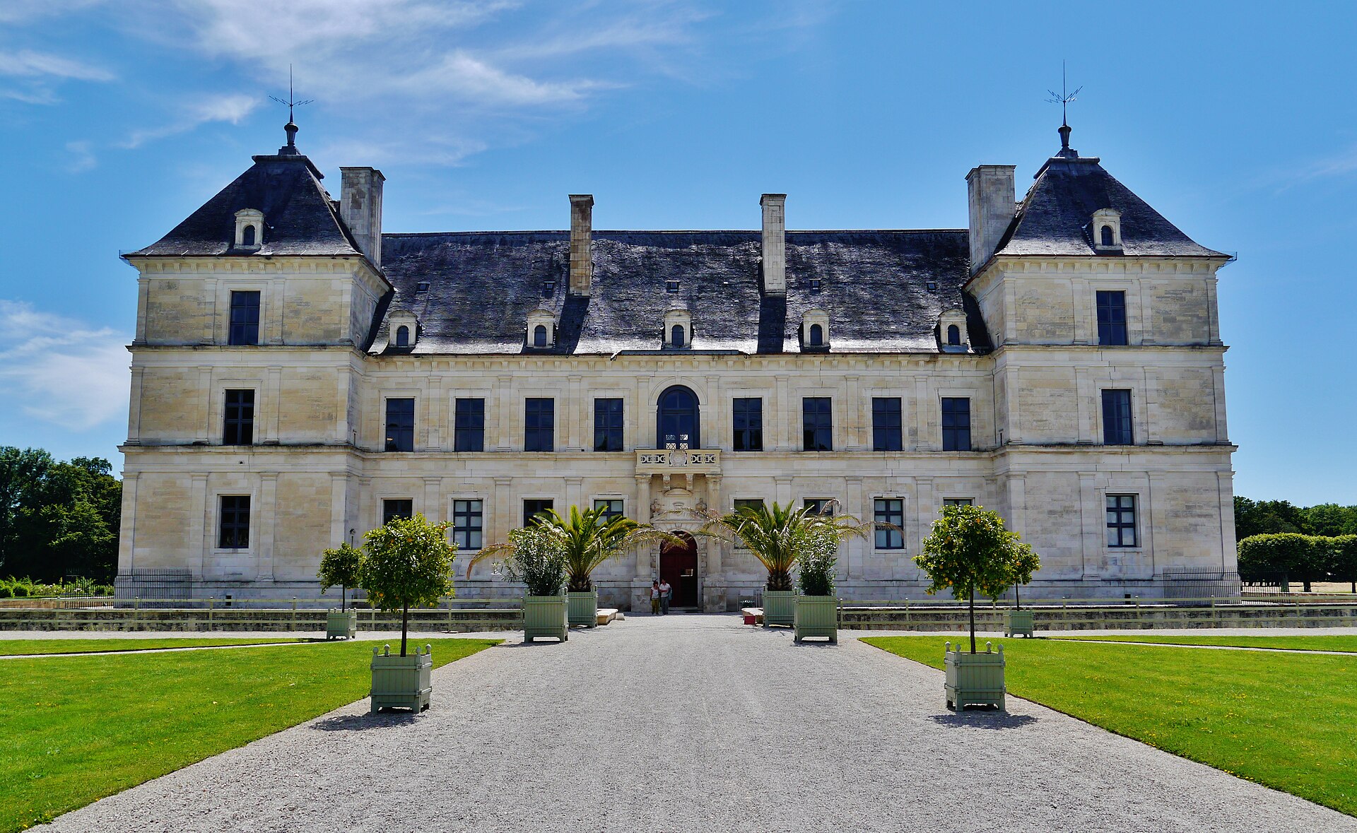 Château d'Ancy-le-Franc (Ancy-le-Franc) Château d'Ancy-le-Franc — château à Ancy-le-Franc, Yonne, façade, classé mh
