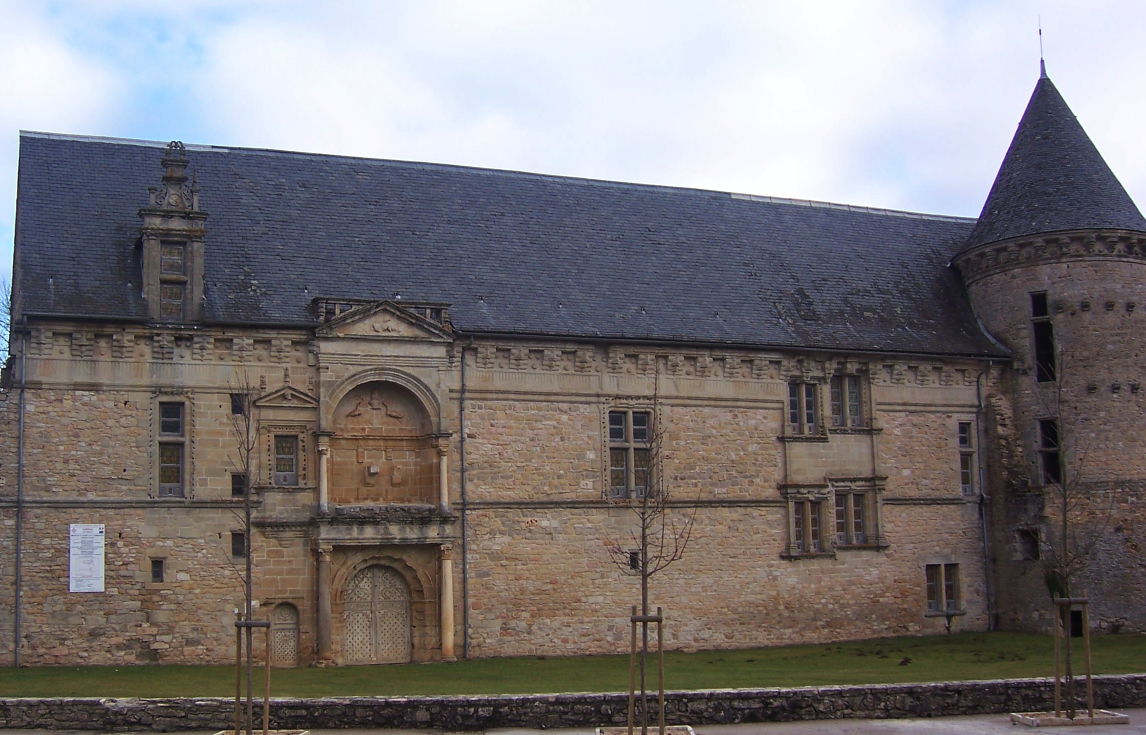 Château d'Assier (Assier) Château d'Assier — château à Assier, Lot, façade, classé mh