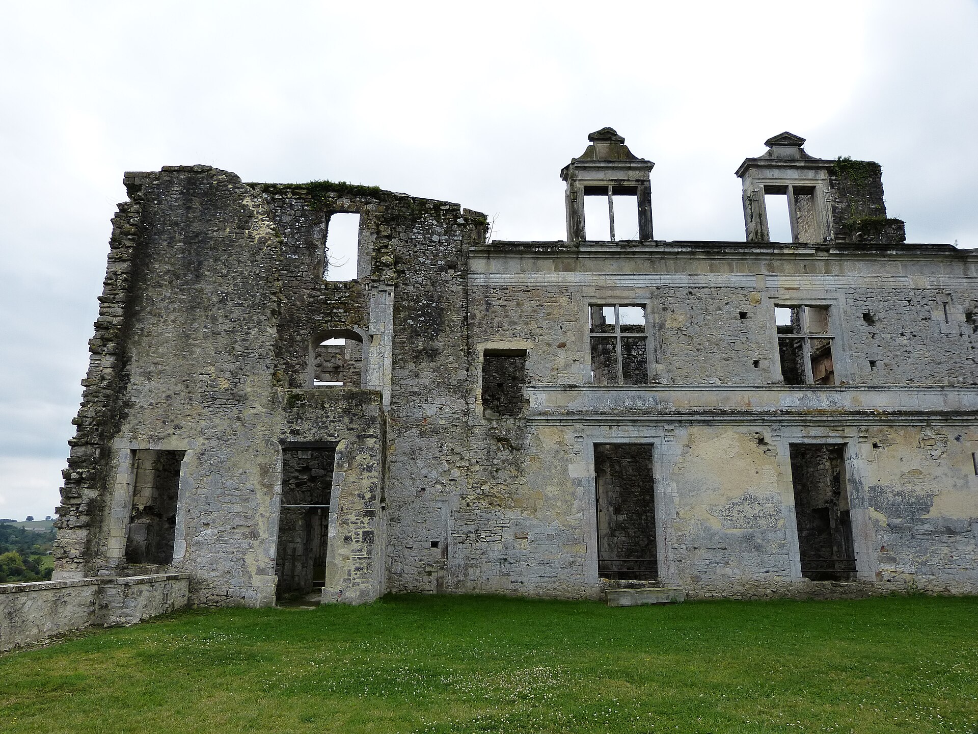 Château de Bidache (Bidache) Château de Bidache — château à Bidache, Pyrénées-Atlantiques, façade, classé mh