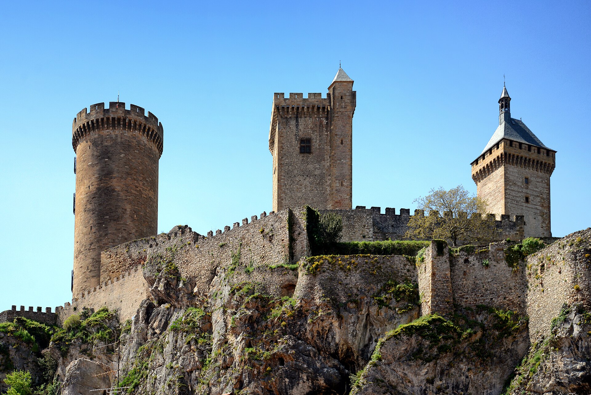 Château de Foix — château à Foix, Ariège, façade, classé mh