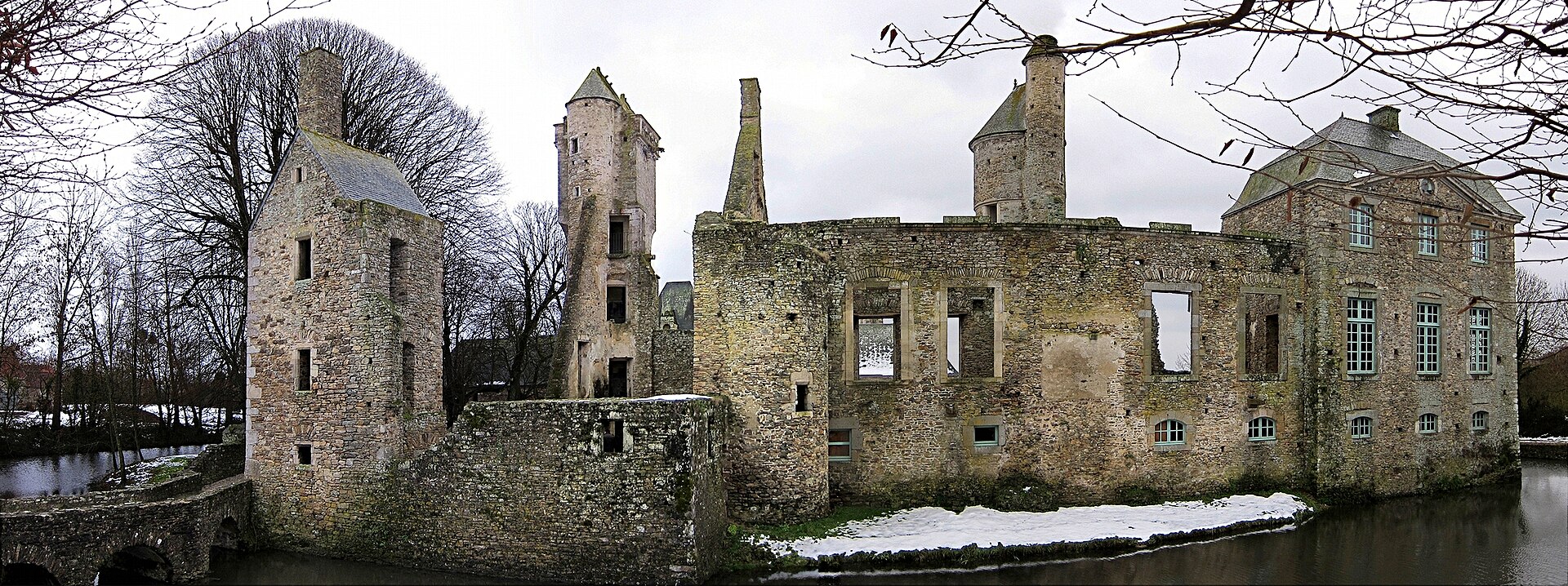 Château de Gratot (Gratot) Château de Gratot — château à Gratot, Manche, façade, classé mh