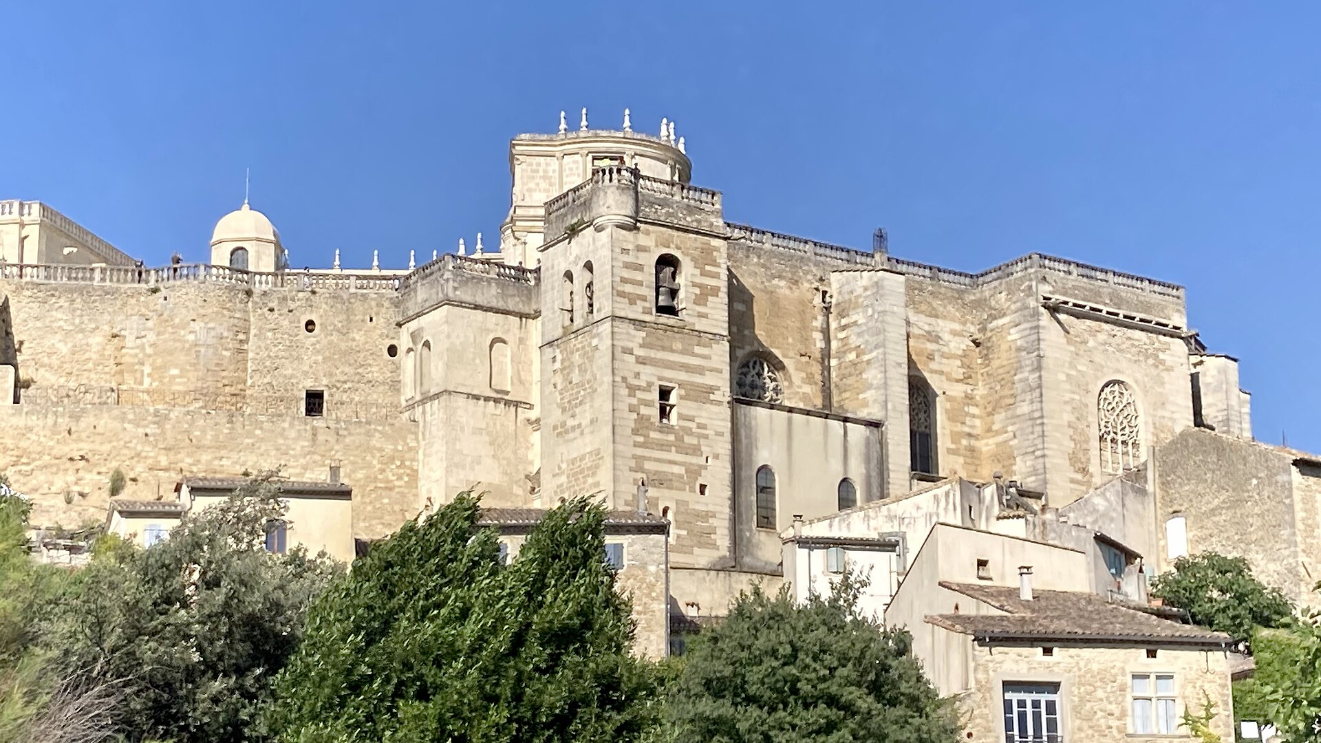 Château de Grignan — château à Grignan, Drôme, vue de nuit, classé mh