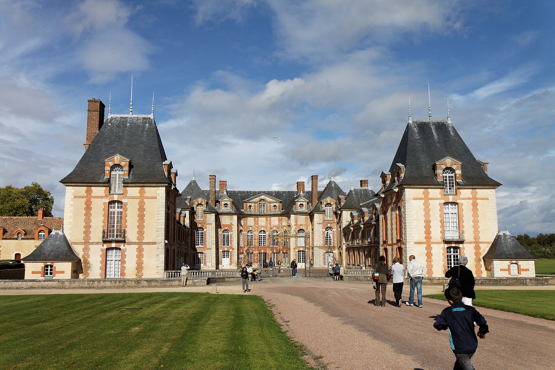 Château de Grosbois (Boissy-Saint-Léger) Château de Grosbois — château à Boissy-Saint-Léger, Val-de-Marne, façade, classé mh