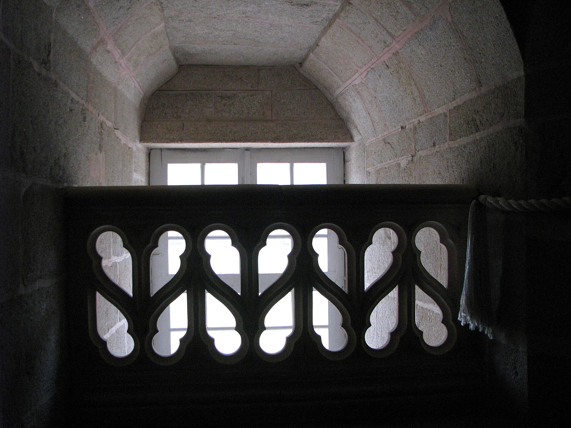 Château de Kerouzéré — château à Sibiril, Finistère, intérieur, classé mh