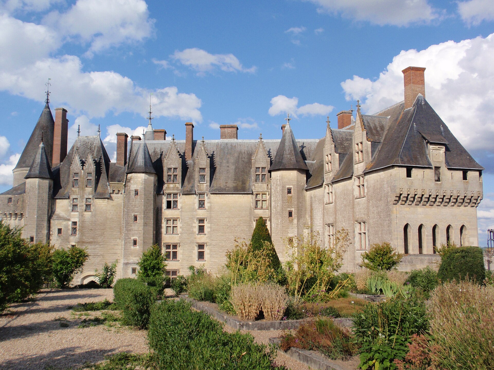 Château de Langeais (Langeais) Château de Langeais — château à Langeais, Indre-et-Loire, façade, classé mh