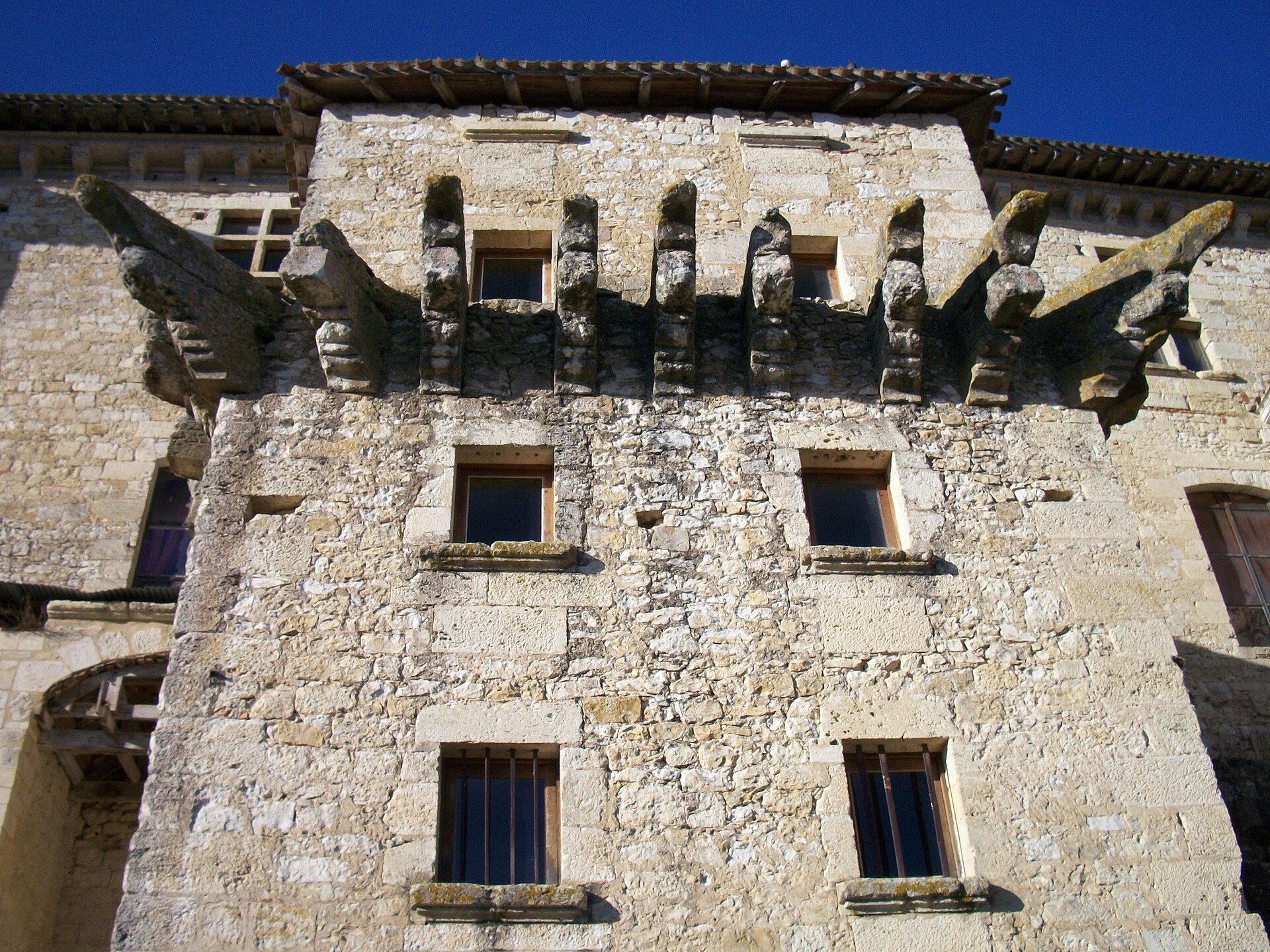 Château de Lavardens — château à Lavardens, Gers, façade, classé mh