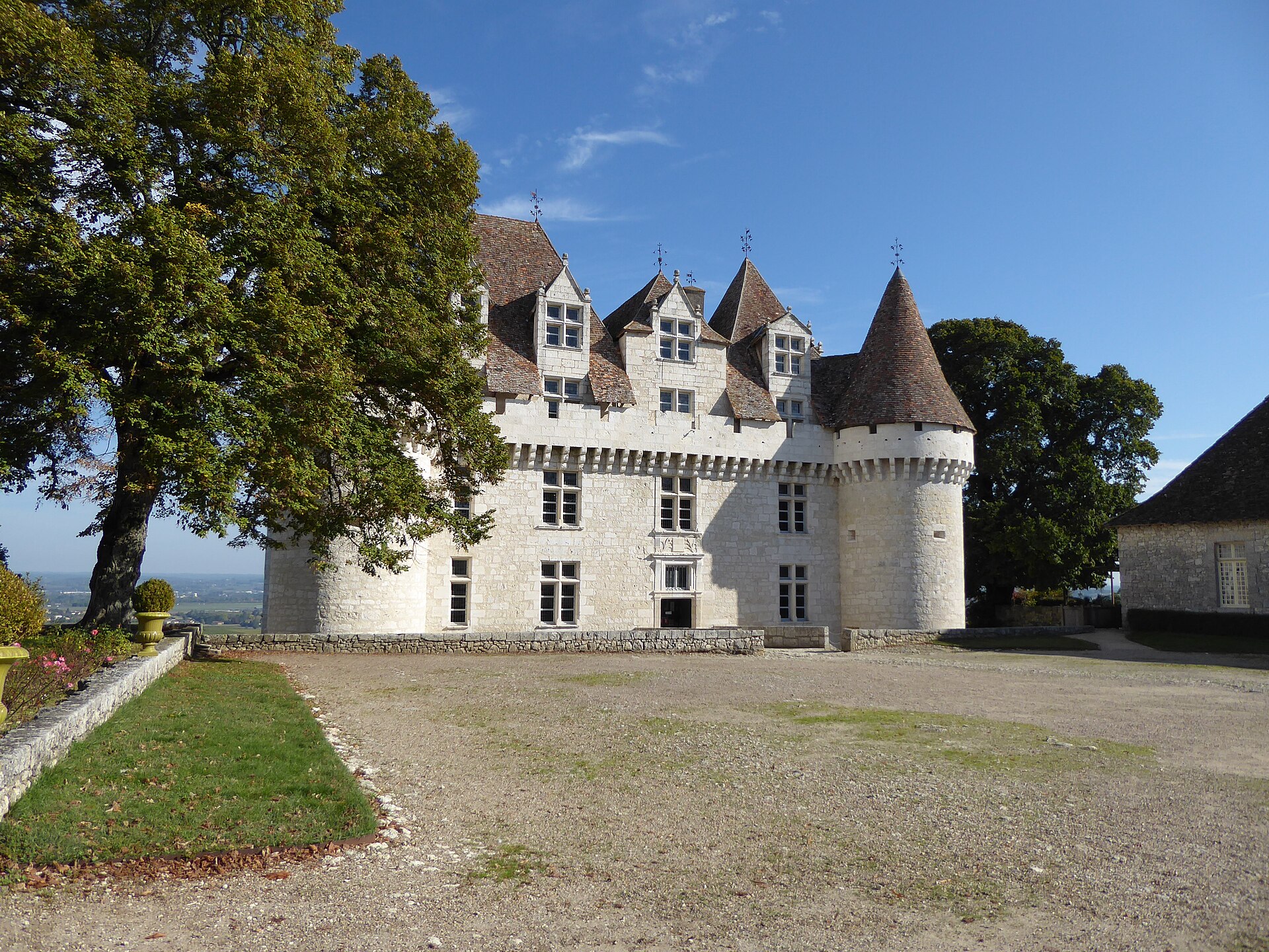 Château de Monbazillac — château à Monbazillac, Dordogne, façade, classé mh