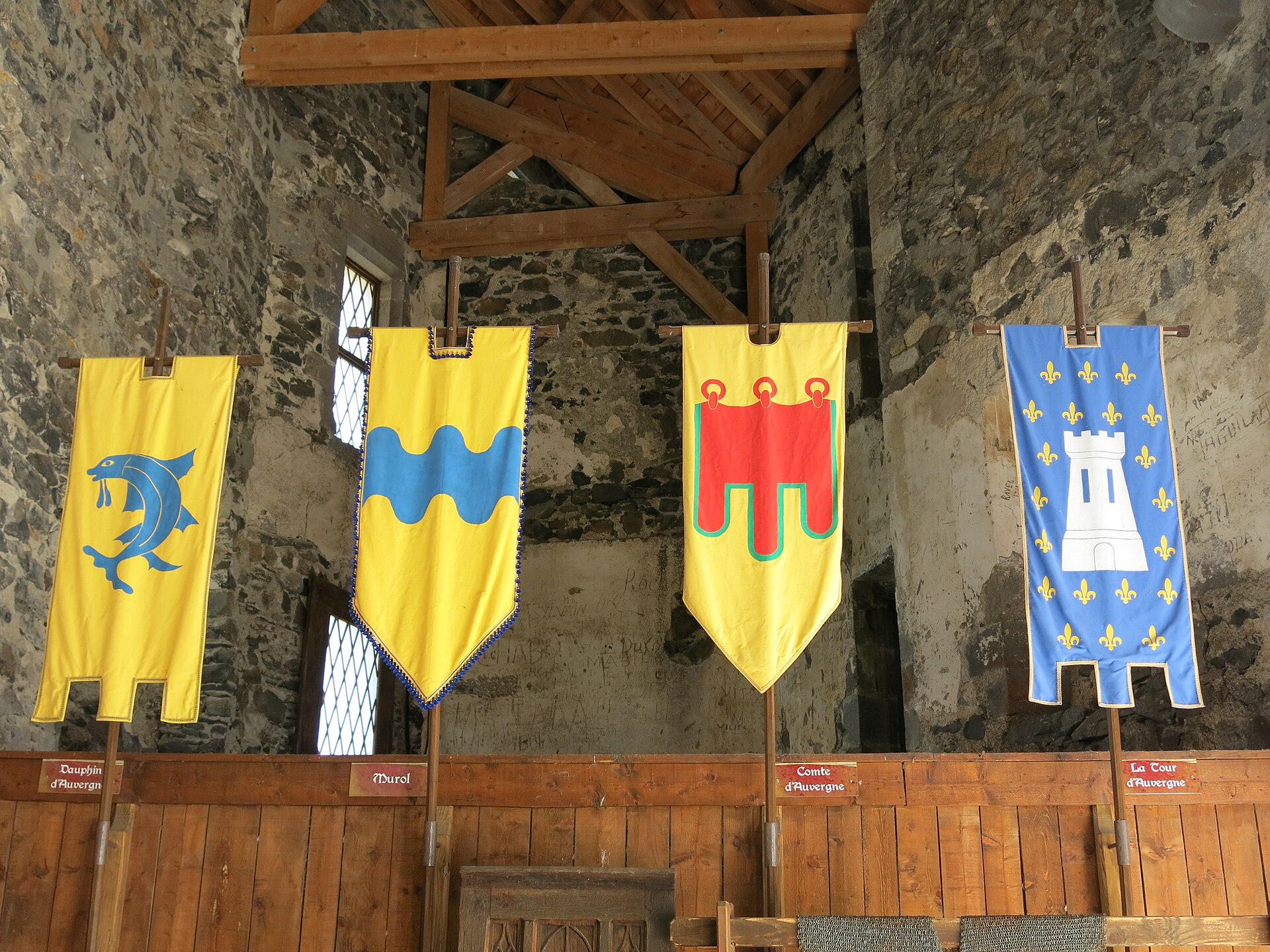Château de Murol — château à Murol, Puy-de-Dôme, intérieur, classé mh