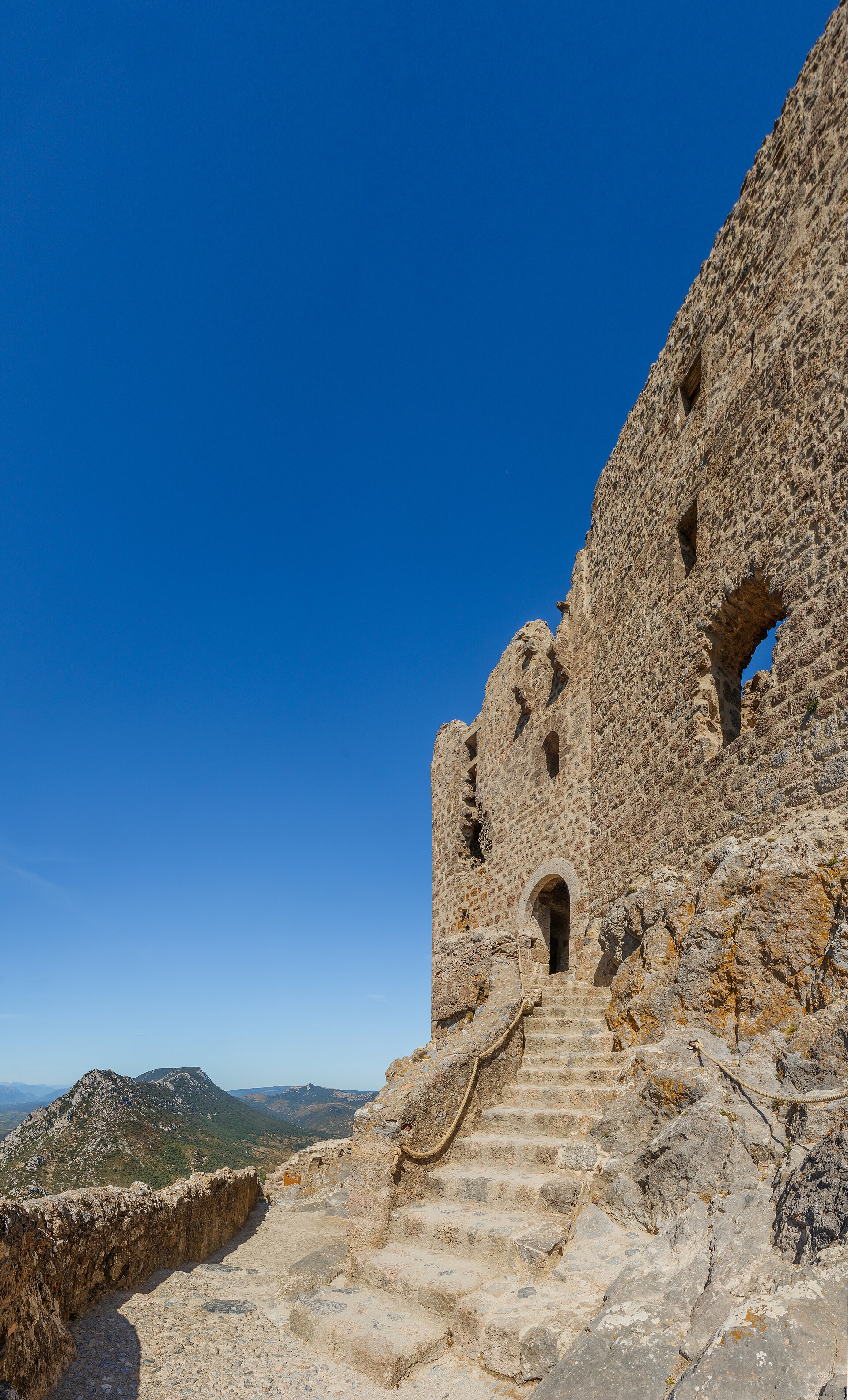 Château de Quéribus (Cucugnan) Château de Quéribus — château à Cucugnan, Aude, façade, classé mh