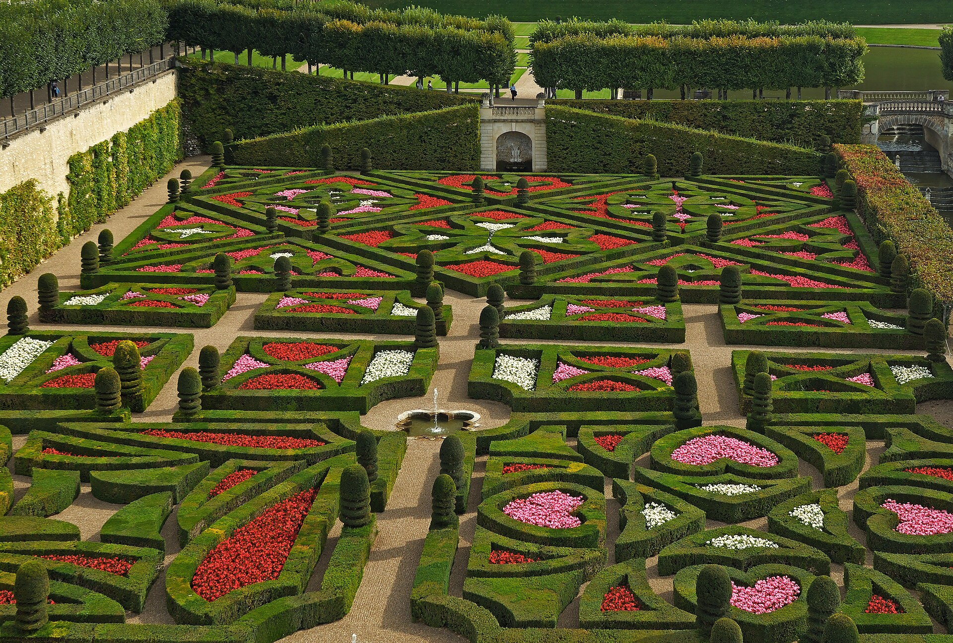Château de Villandry (Villandry) Château de Villandry — château à Villandry, Indre-et-Loire, vue de nuit, classé mh
