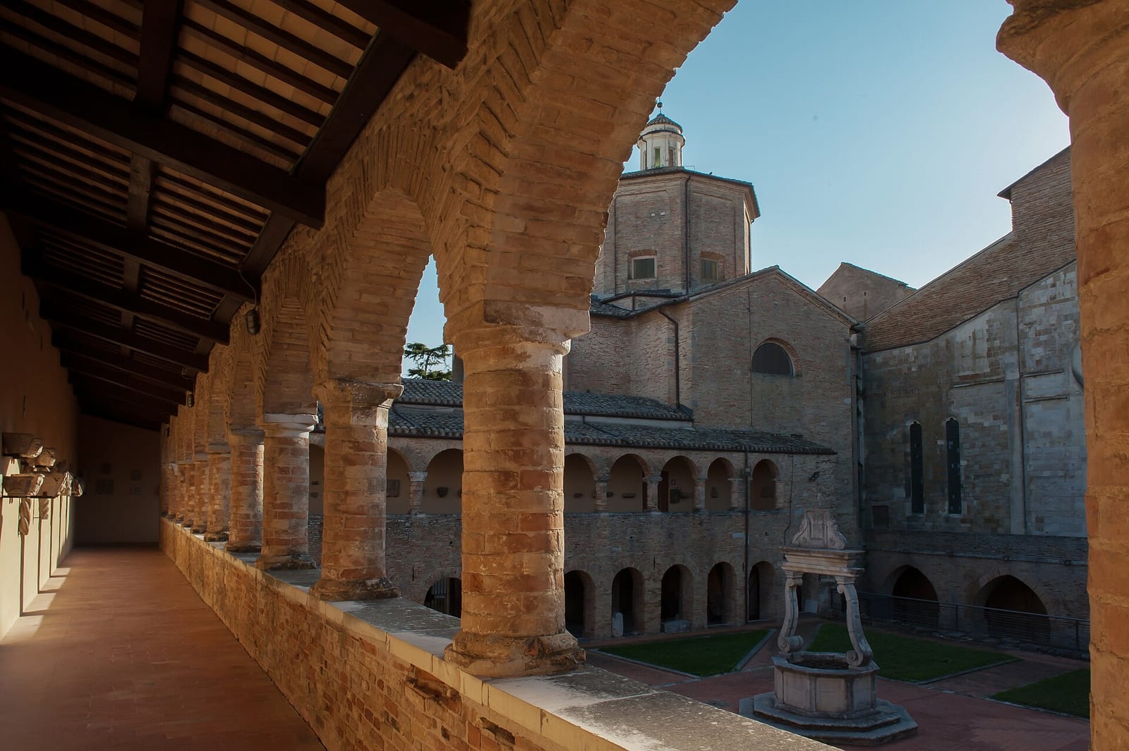 Détail de Le Duomo d'Atri et les fresques d'Andrea De Litio