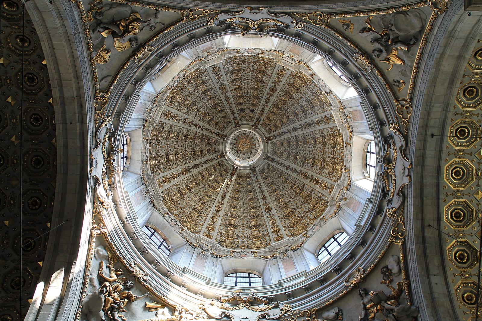 Intérieur de Le Duomo de Côme