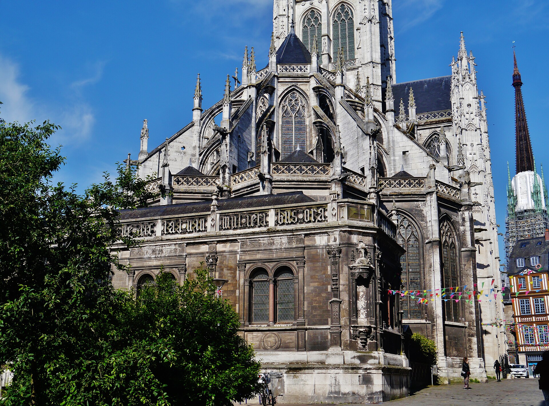 Église Saint-Maclou de Rouen (Rouen) Église Saint-Maclou de Rouen — édifice religieux à Rouen, Seine-Maritime, intérieur, classé mh