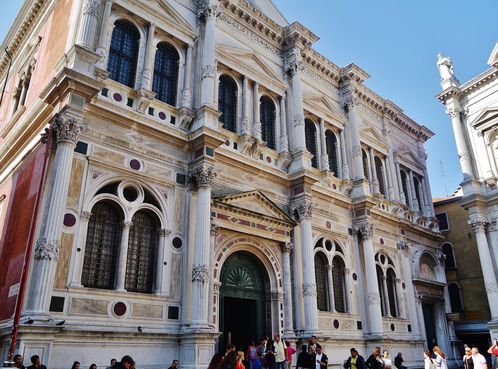Vue de La Scuola Grande di San Rocco