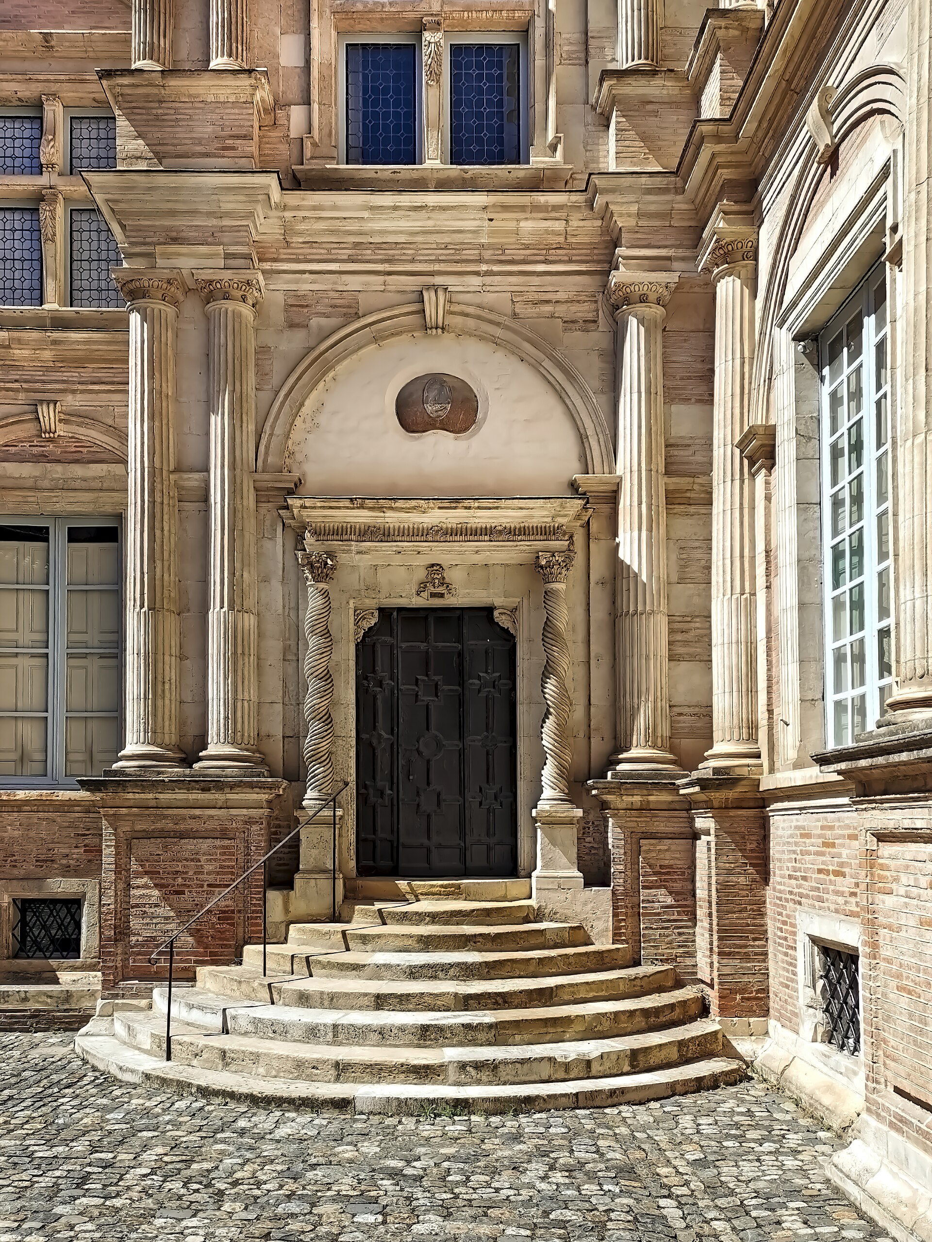 Hôtel d'Assézat (Toulouse) (Toulouse) Hôtel d'Assézat (Toulouse) — architecture civile à Toulouse, Haute-Garonne, façade, classé mh