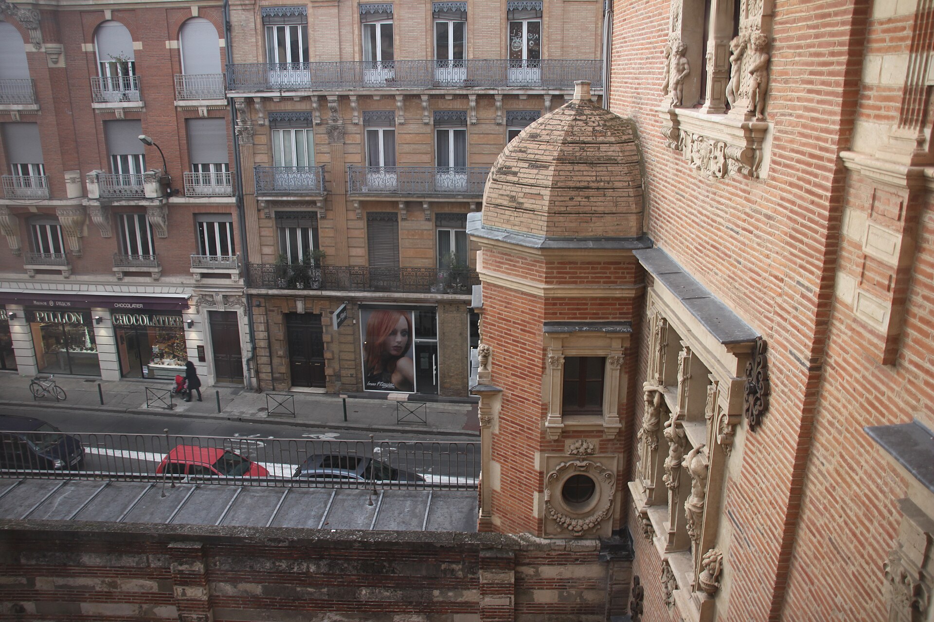 Hôtel du Vieux-Raisin (Toulouse) (Toulouse) Hôtel du Vieux-Raisin (Toulouse) — architecture civile à Toulouse, Haute-Garonne, intérieur, classé mh