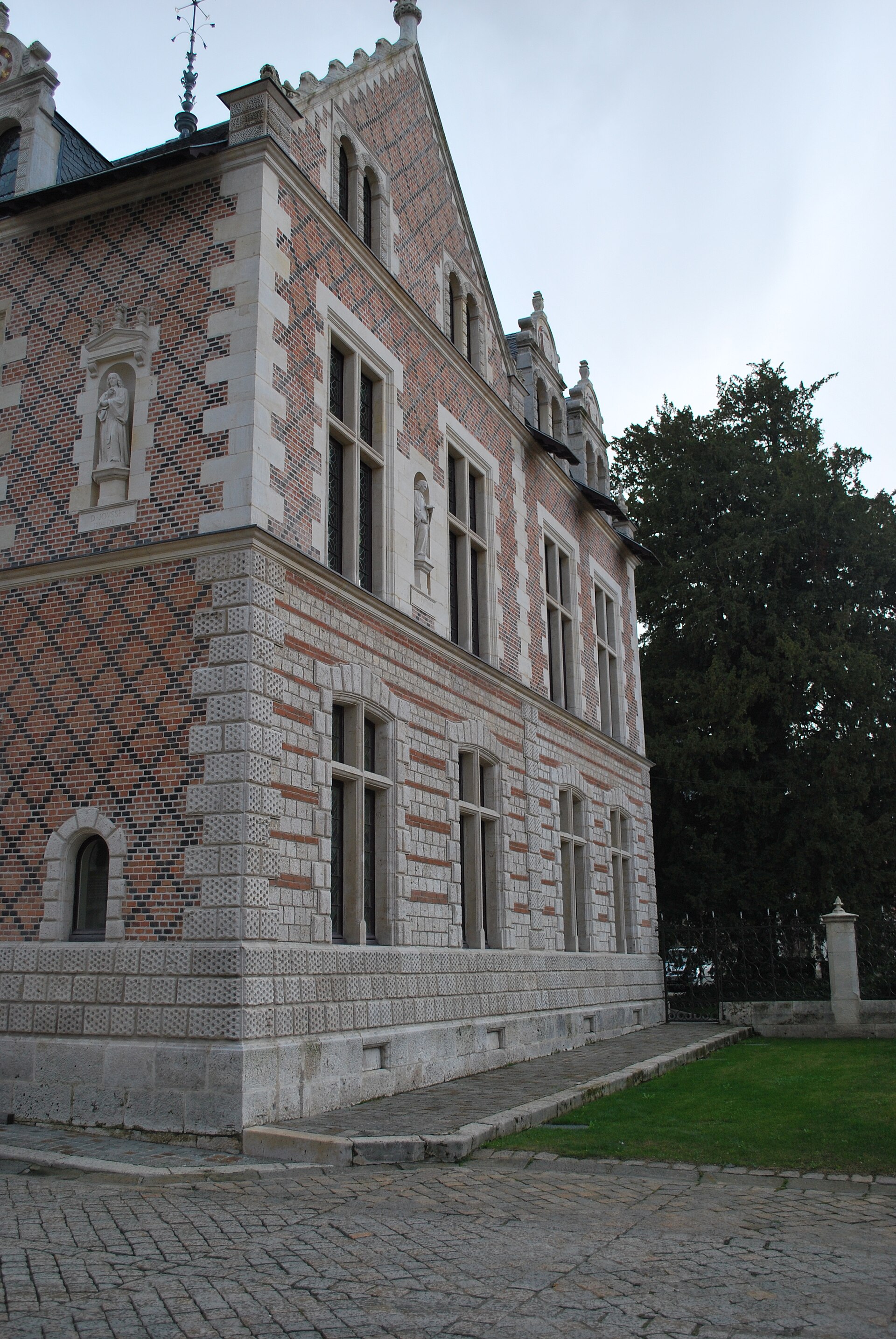Hôtel Groslot d'Orléans (Orléans) Hôtel Groslot d'Orléans — architecture civile à Orléans, Loiret, façade, classé mh