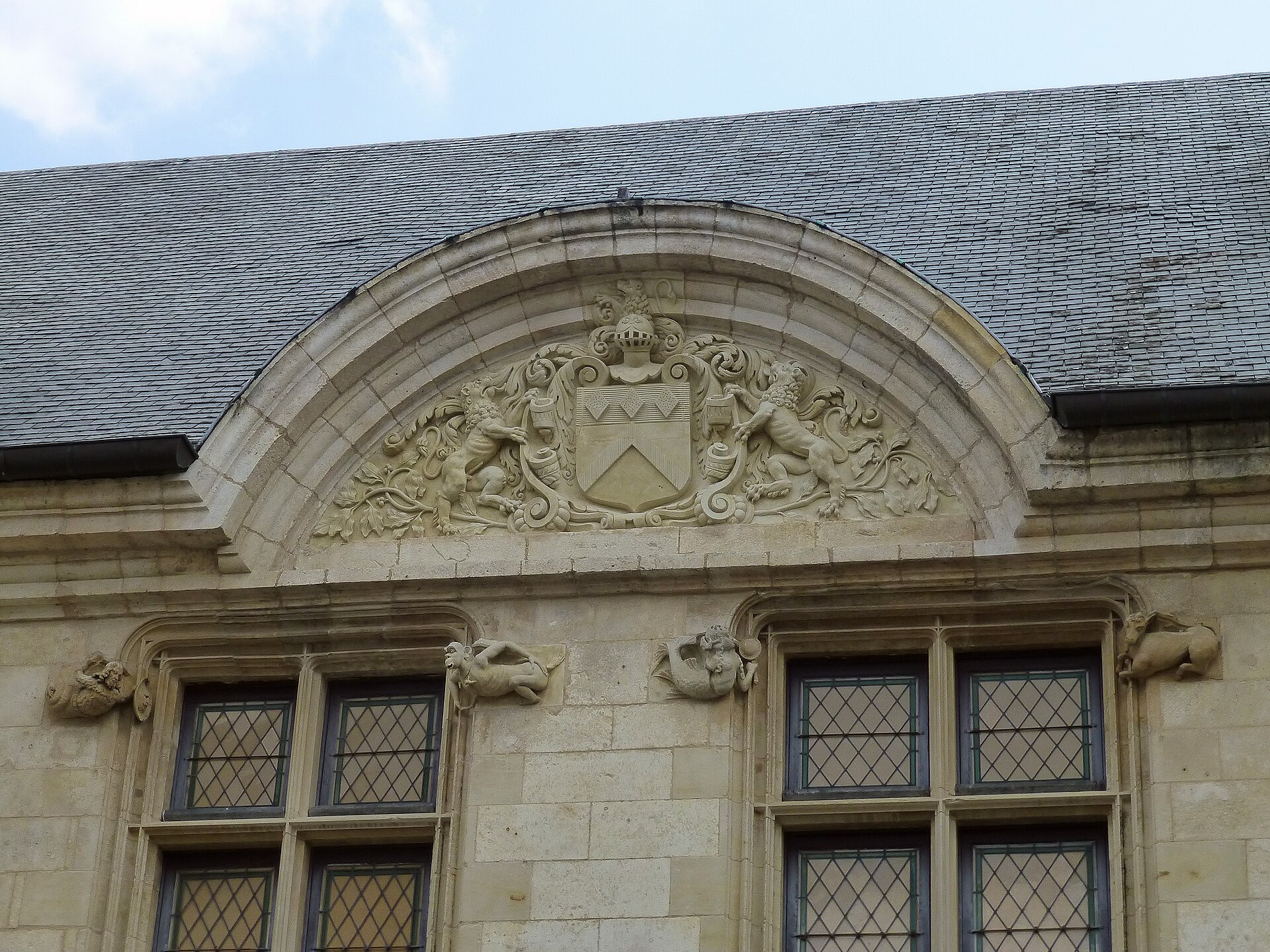 Hôtel Lallemant (Bourges) — architecture civile à Bourges, Cher, façade, classé mh