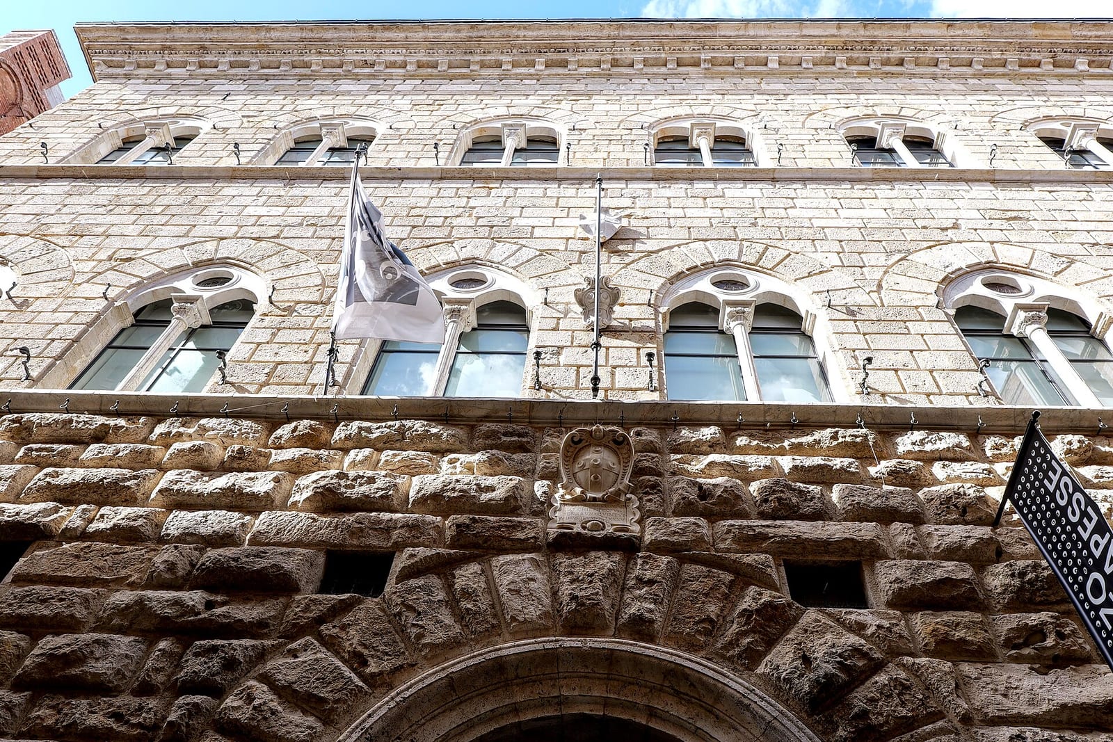 Façade de Le Palais des Papesses