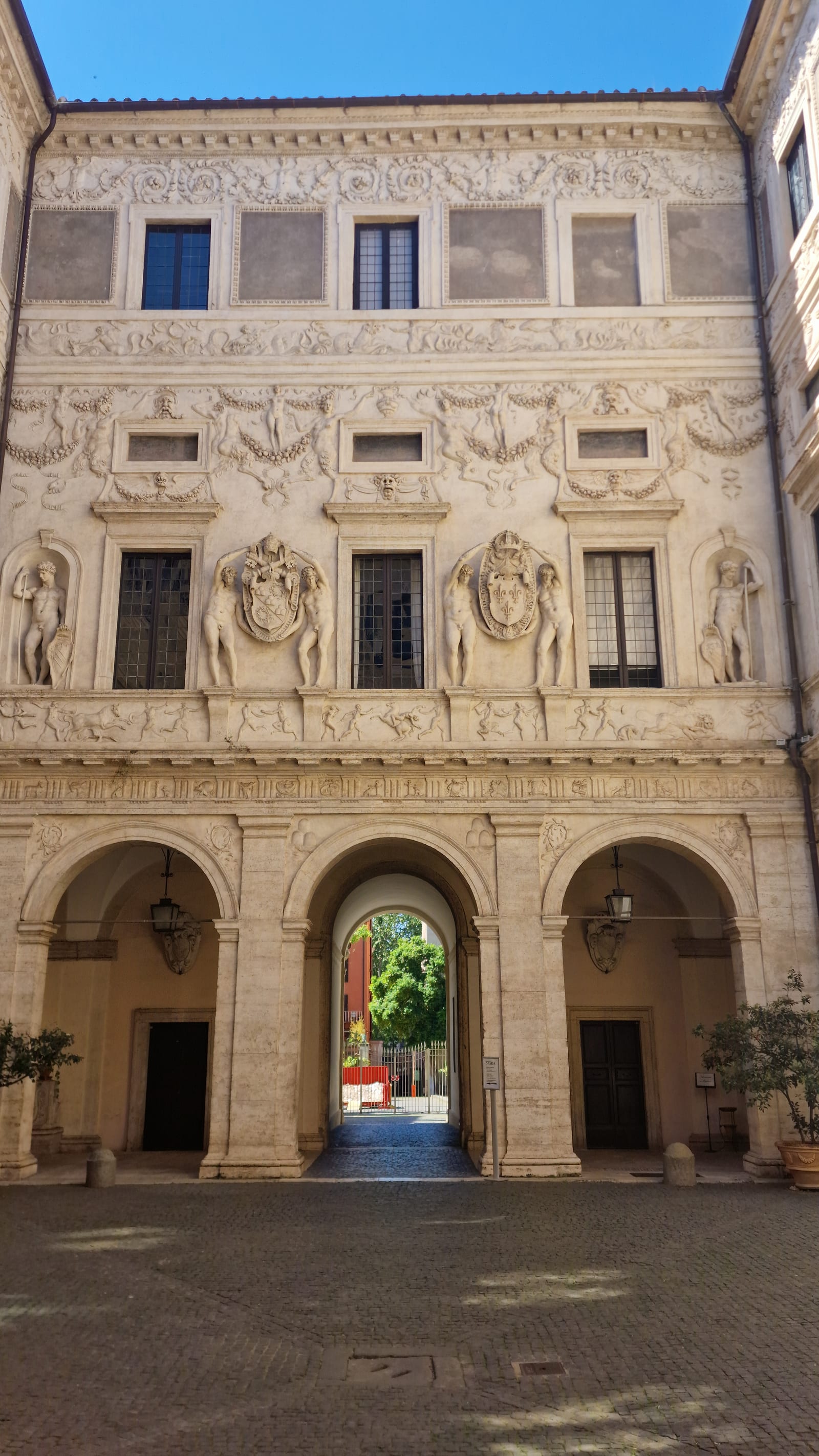 Façade de Le Palais Spada