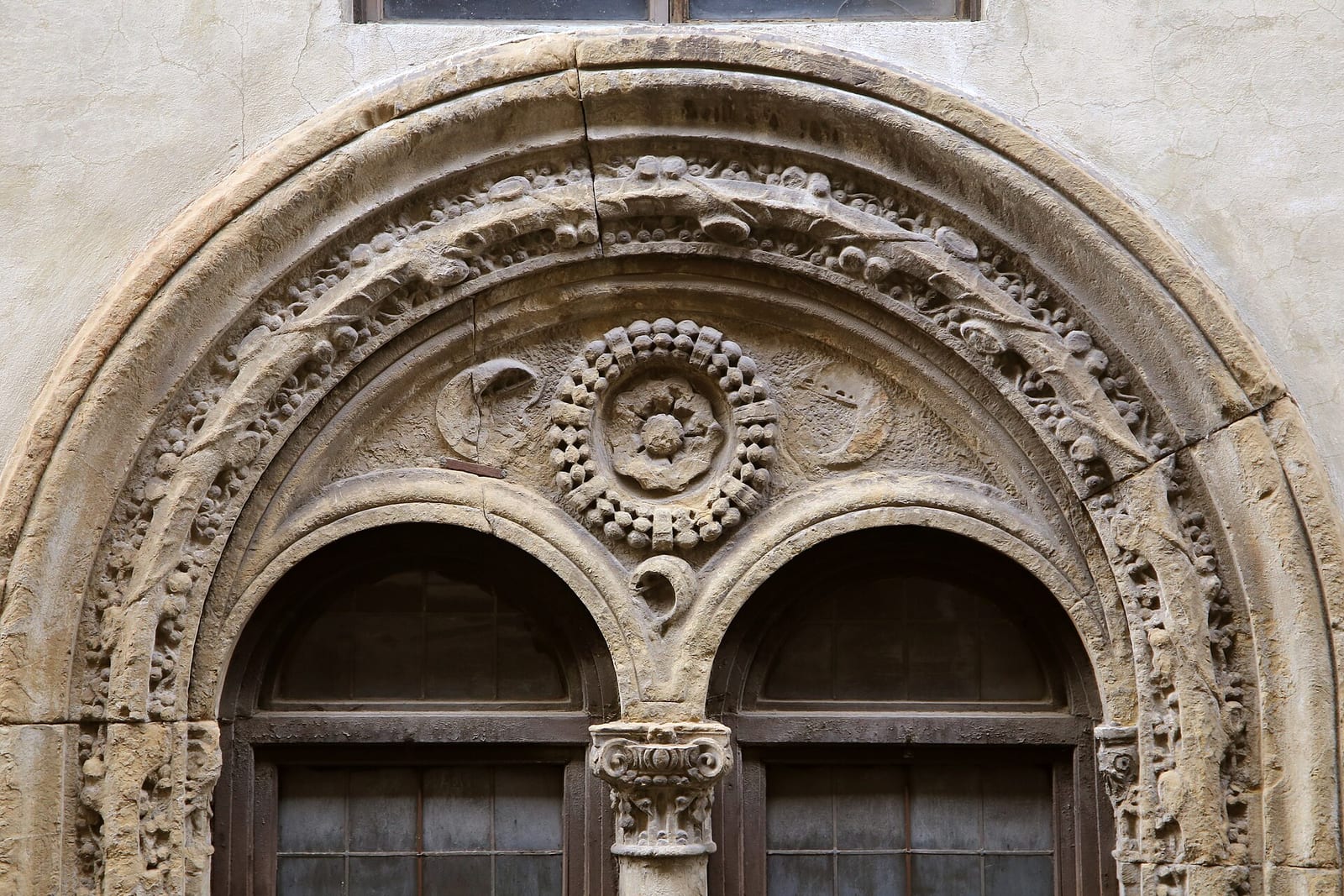 Le Palais Pazzi dans son environnement