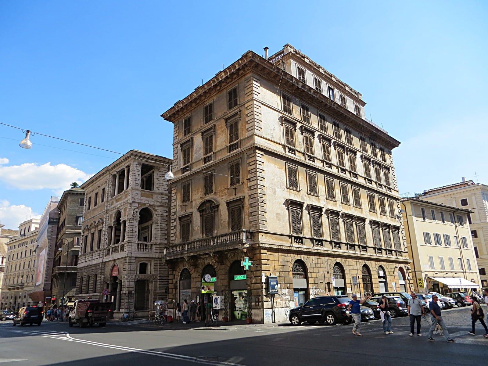 La Petite Farnésine (Palazzo Farnesina ai Baullari) dans son environnement