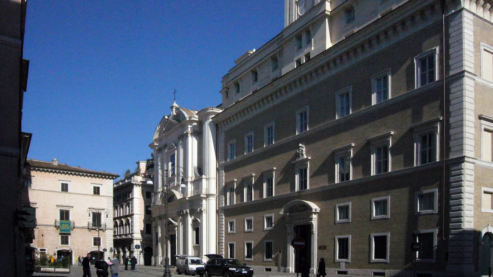Façade de L'église Sant'Apollinare