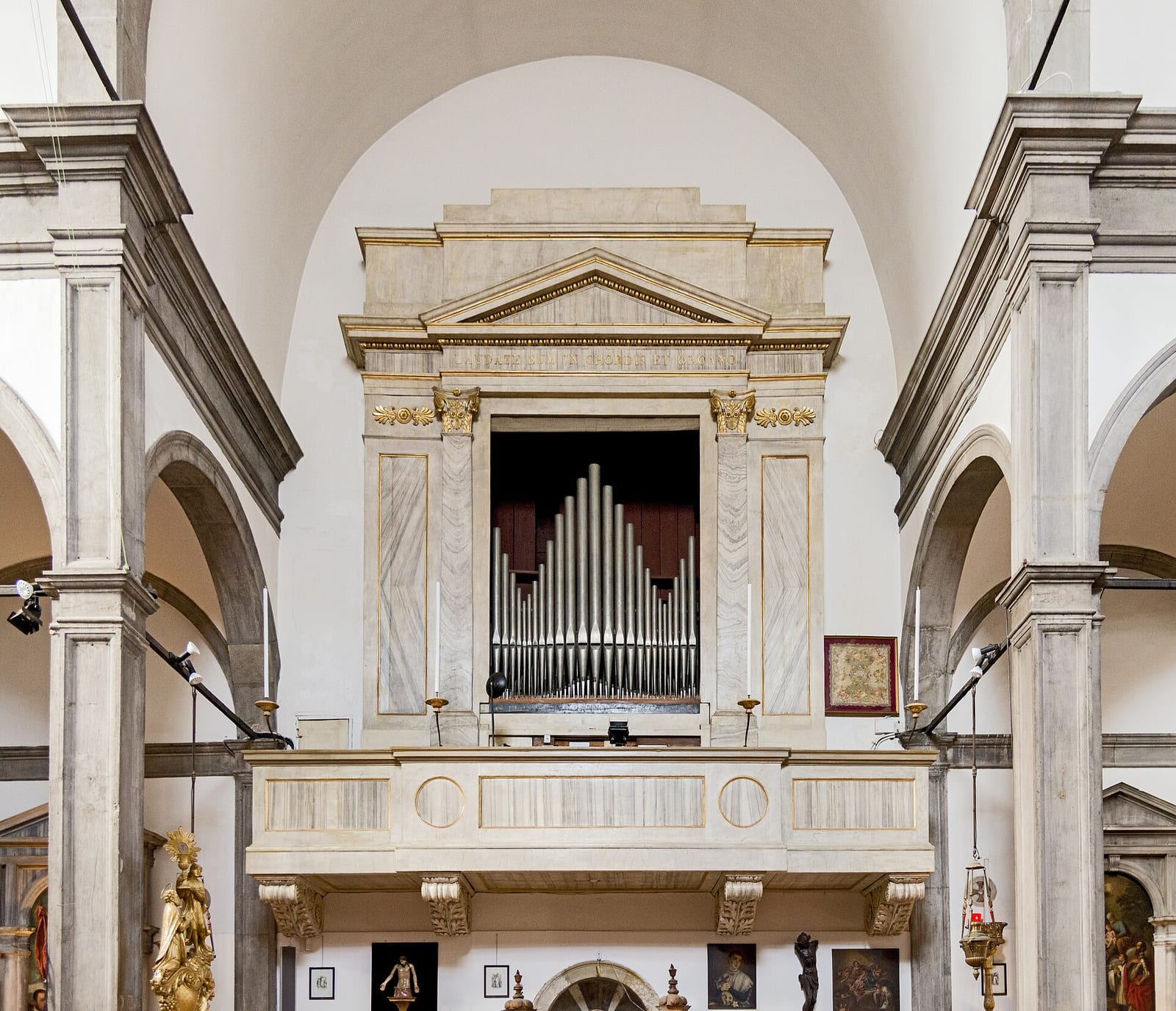 Intérieur de L'église San Felice