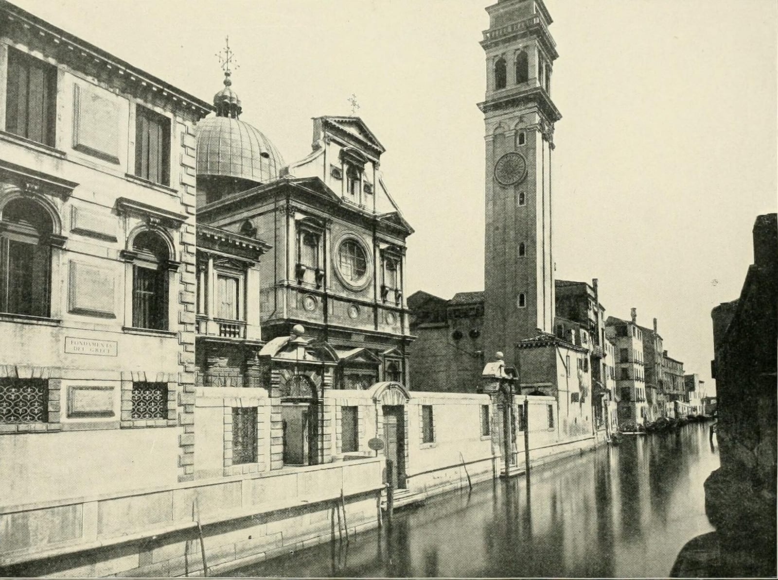 L'église San Giorgio dei Greci dans son environnement
