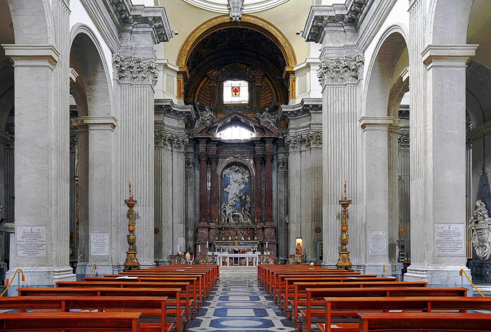 Intérieur de L'église San Giovanni dei Fiorentini