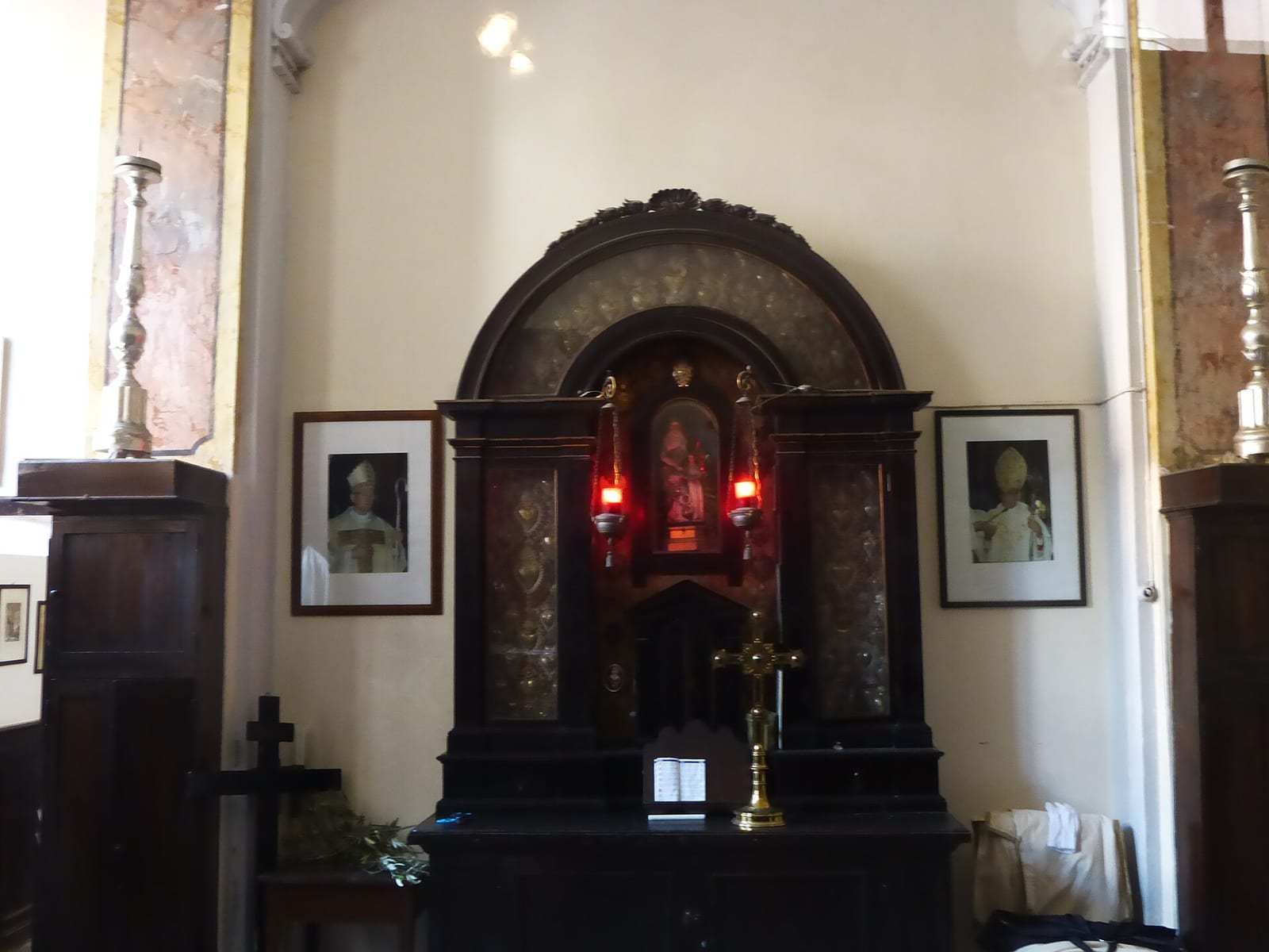 Intérieur de L'église Santa Caterina della Rota