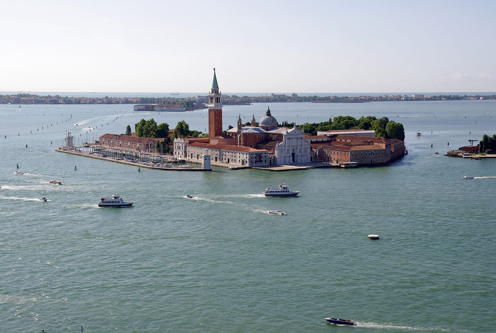 L'église San Giorgio Maggiore dans son environnement