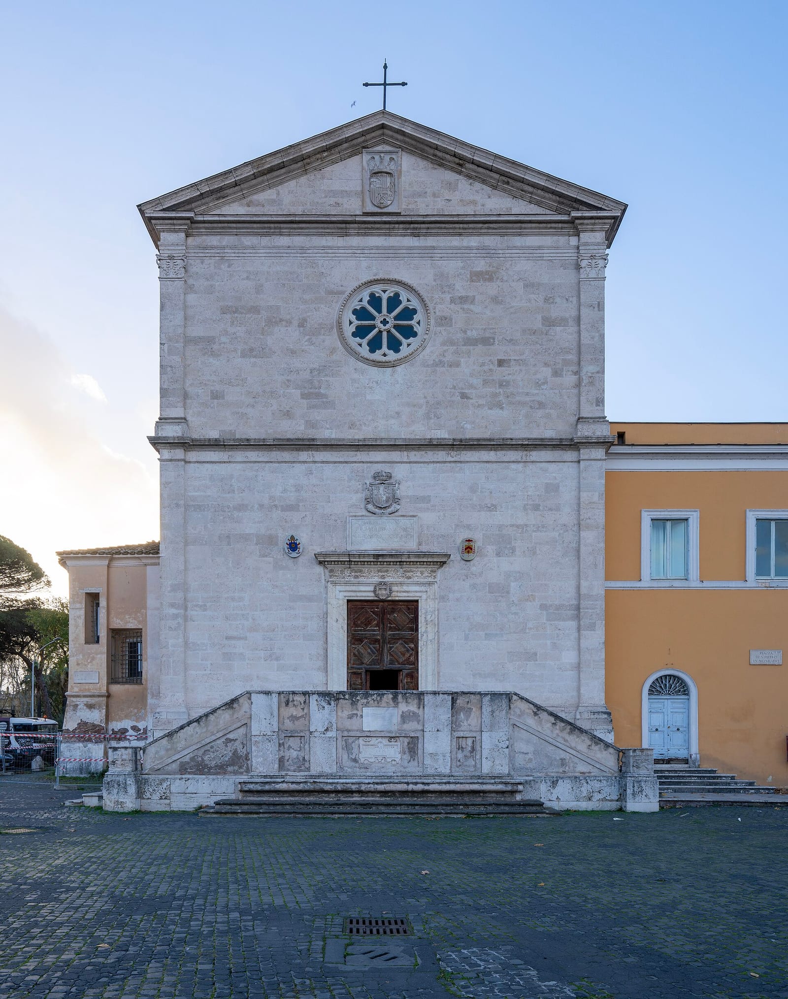 Façade de L'église San Pietro in Montorio