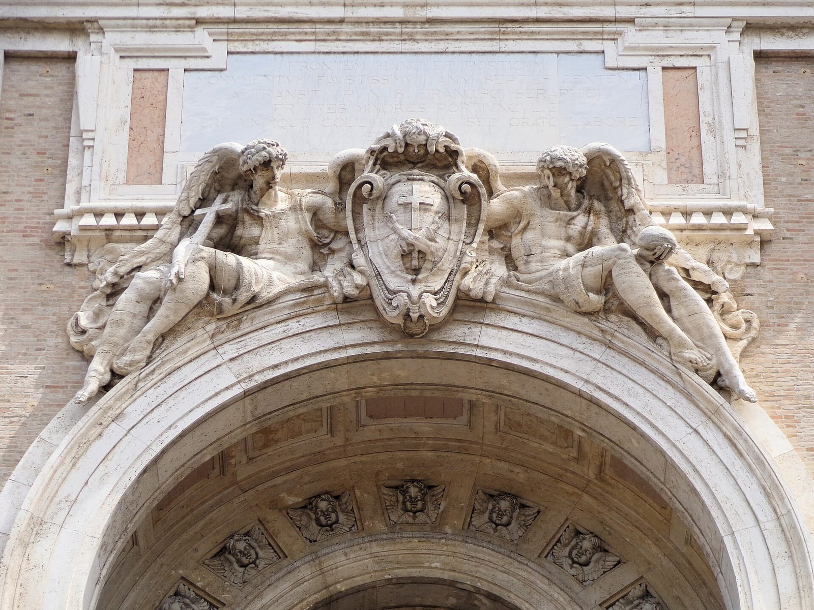 Détail de La basilique Santa Maria degli Angeli à Assise