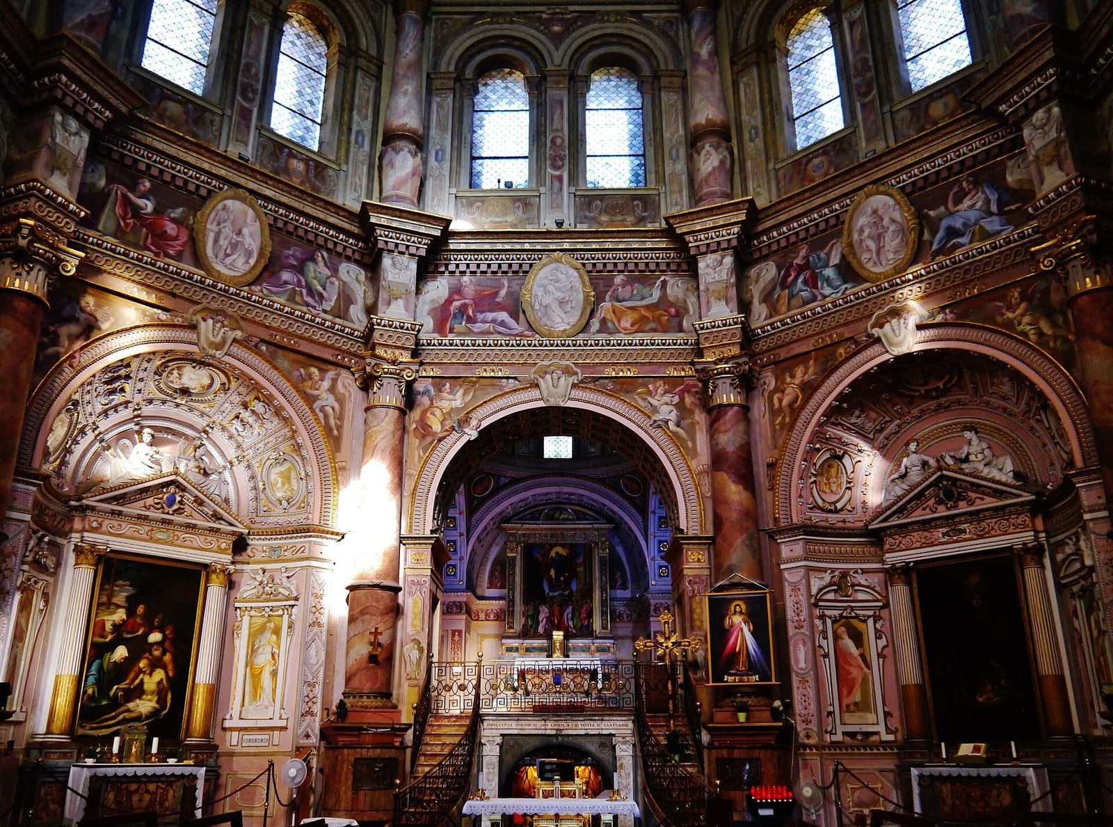 Intérieur de Le Santuario di Santa Maria della Croce à Crema