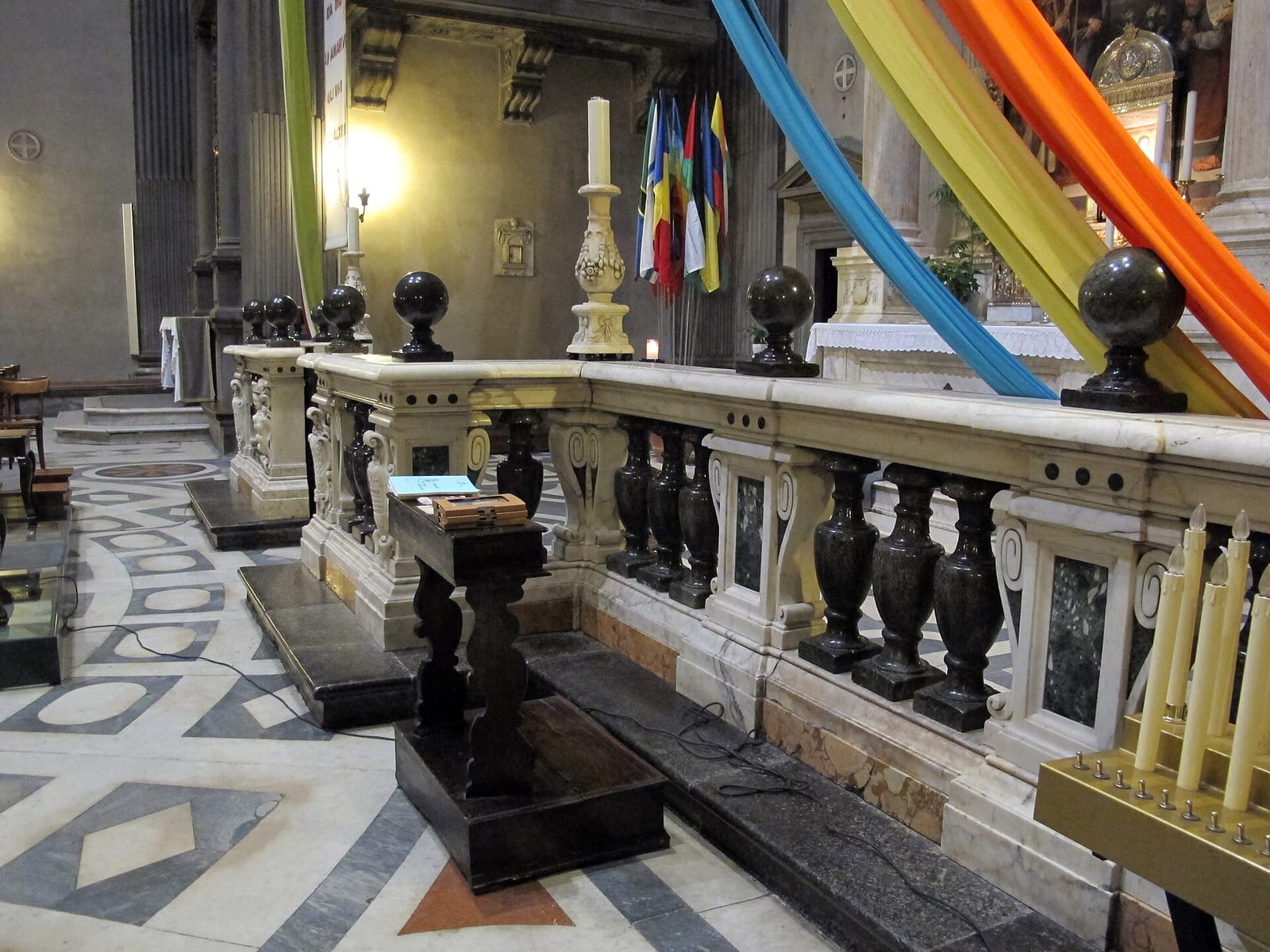 Intérieur de Santa Maria delle Carceri à Prato