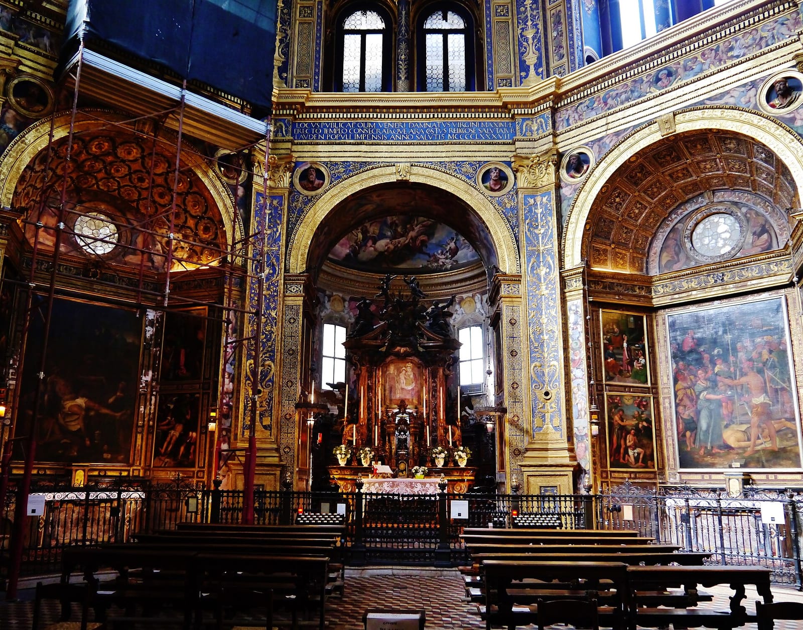 Intérieur de Le Temple de l'Incoronata à Lodi