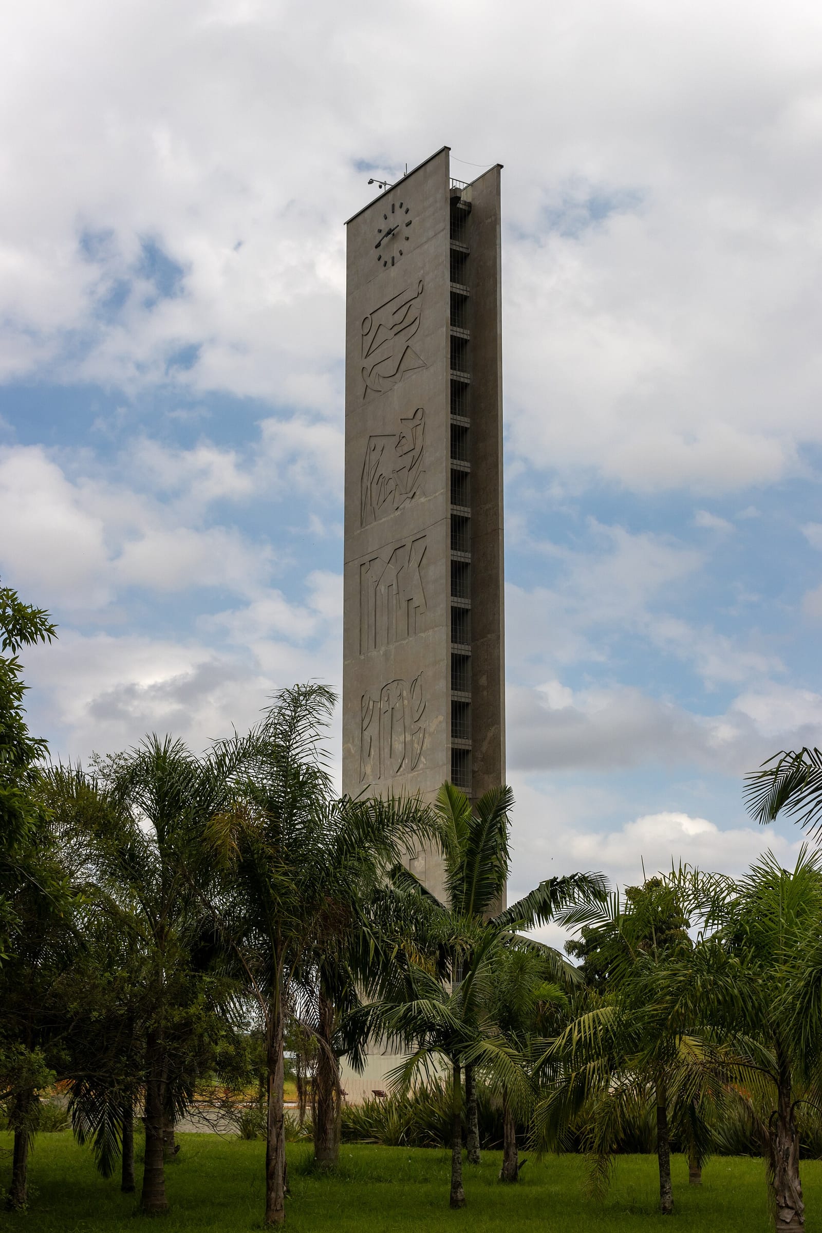 Vue de La Tour de l'Horloge de Saint-Marc
