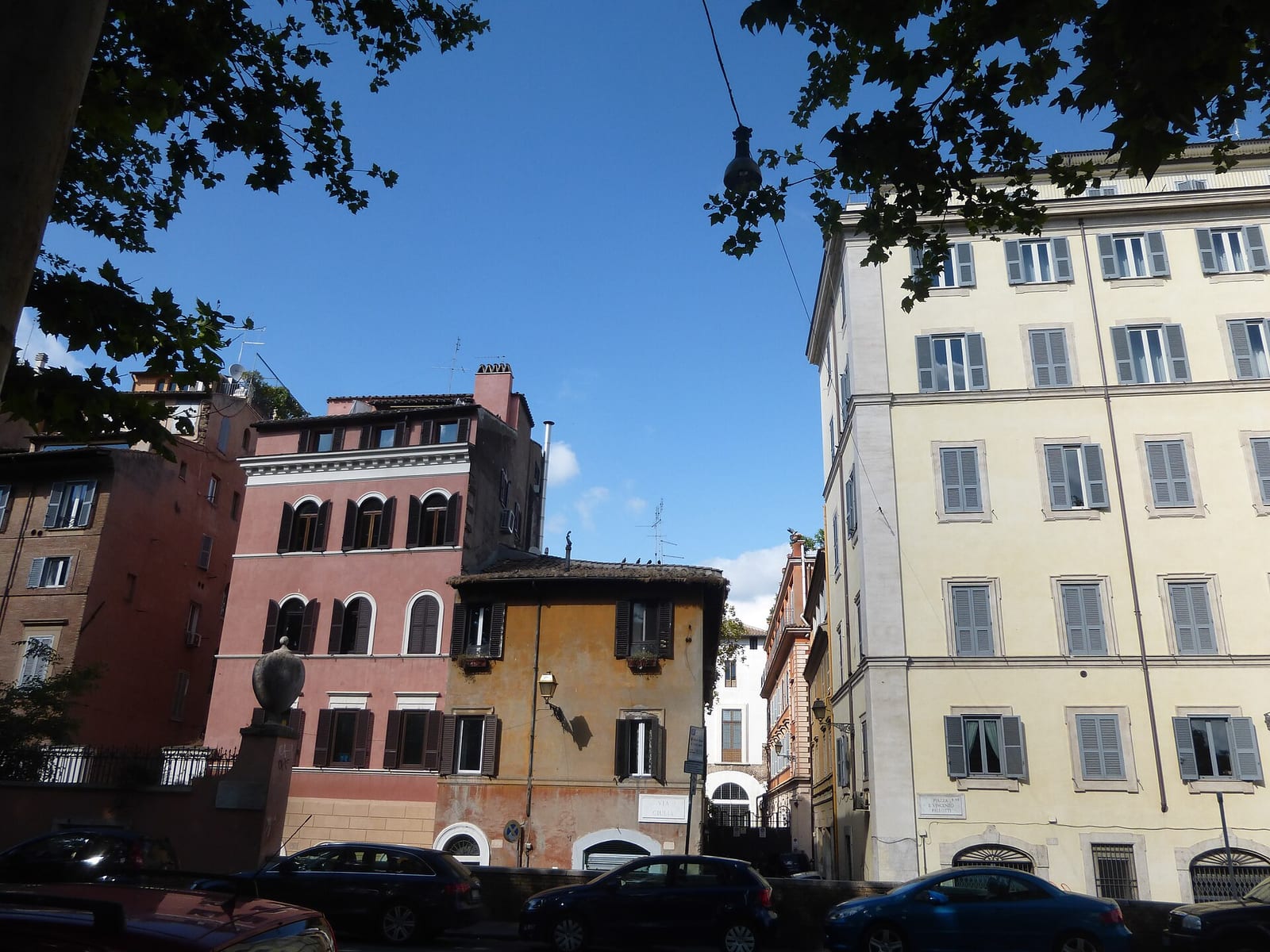 La Via Giulia dans son environnement