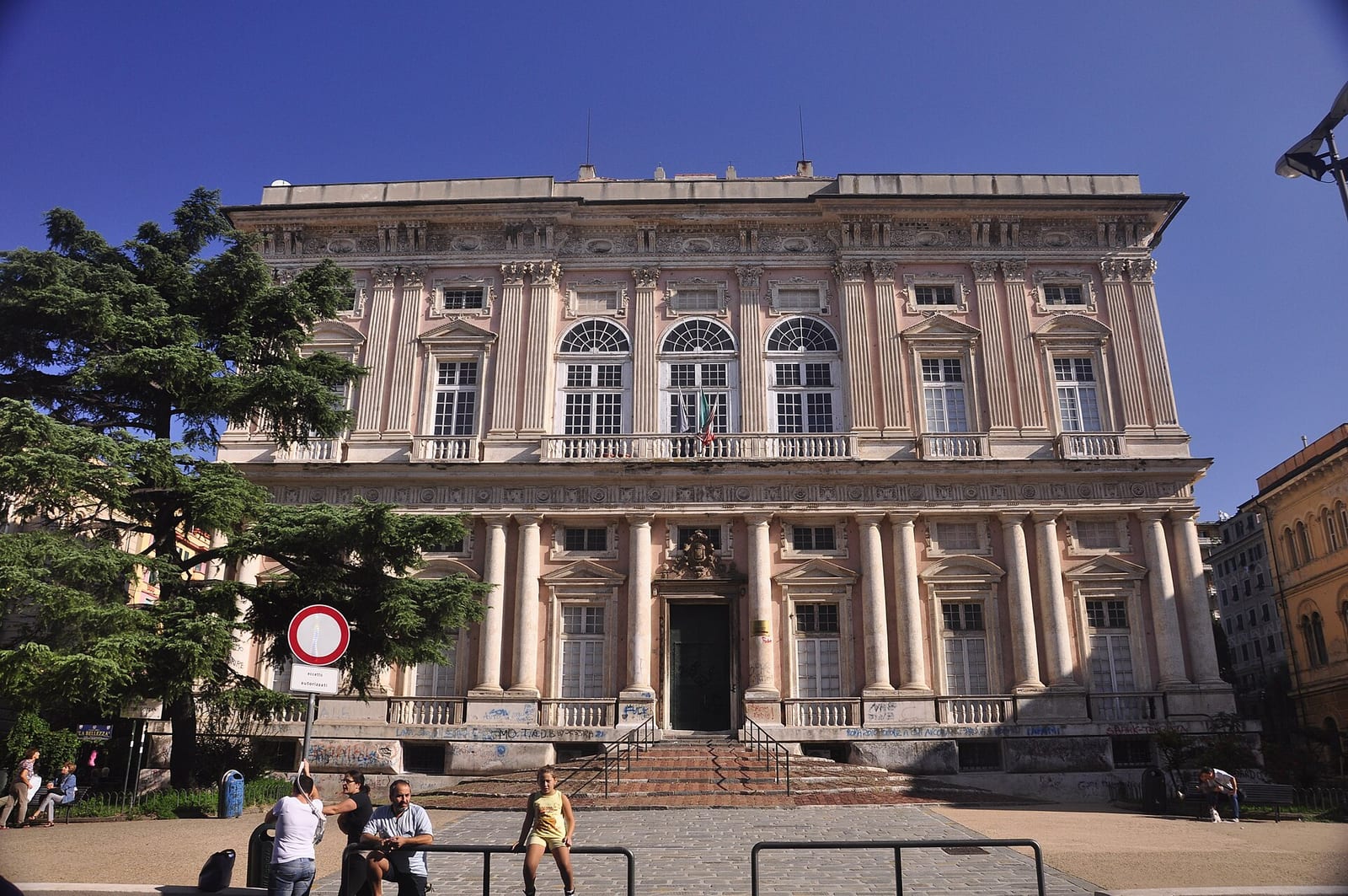 Façade de La Villa Imperiale Scassi à Gênes (Sampierdarena)